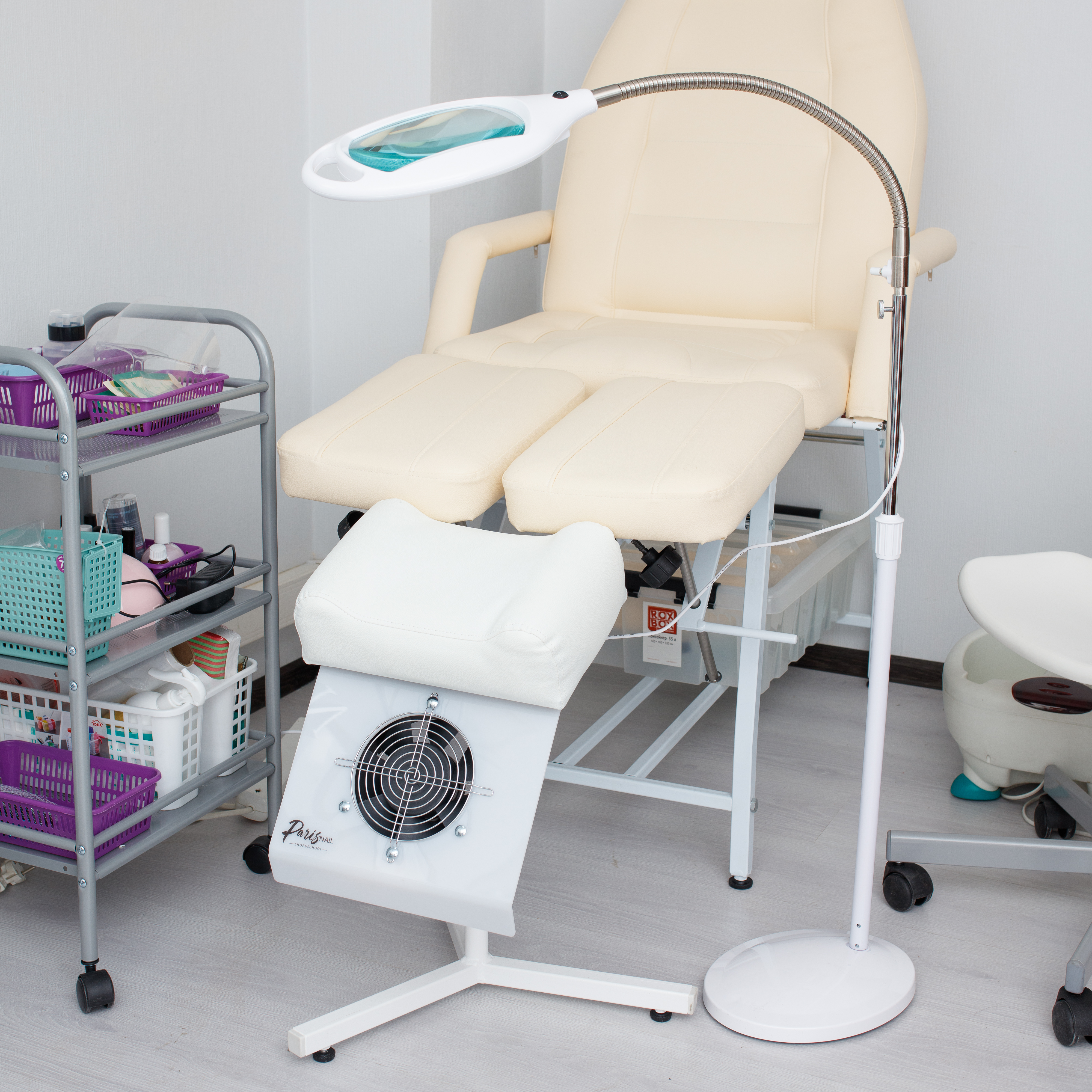 Лупа напольная 3D с подсветкой 42 SMD LED, 174х108мм, белая - фото 8