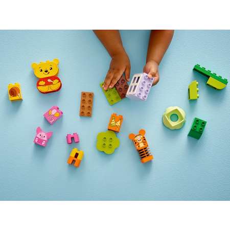 Конструктор LEGO DUPLO День рождения Винни Пуха блочный