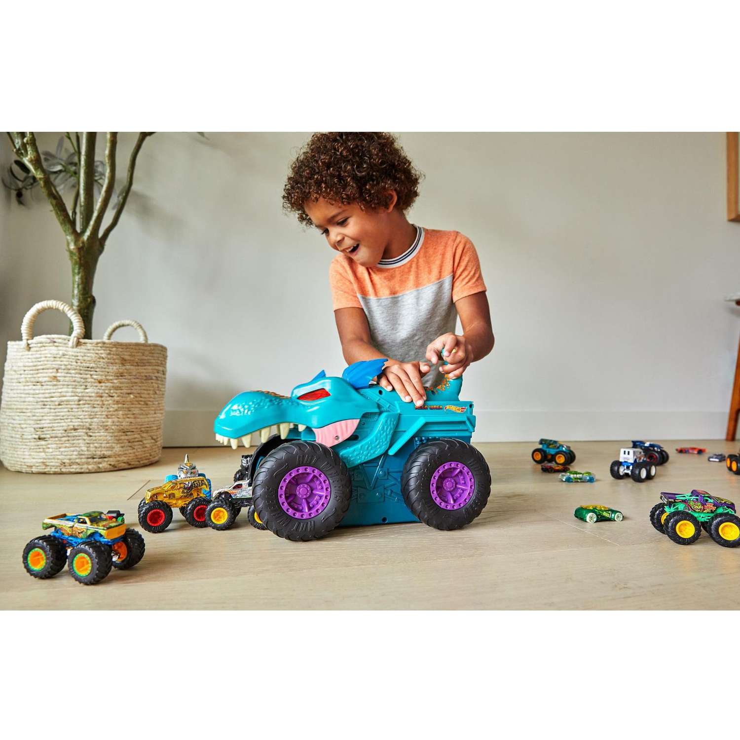 Трек Hot Wheels Голодный Мега Рекс GYL13 - фото 17