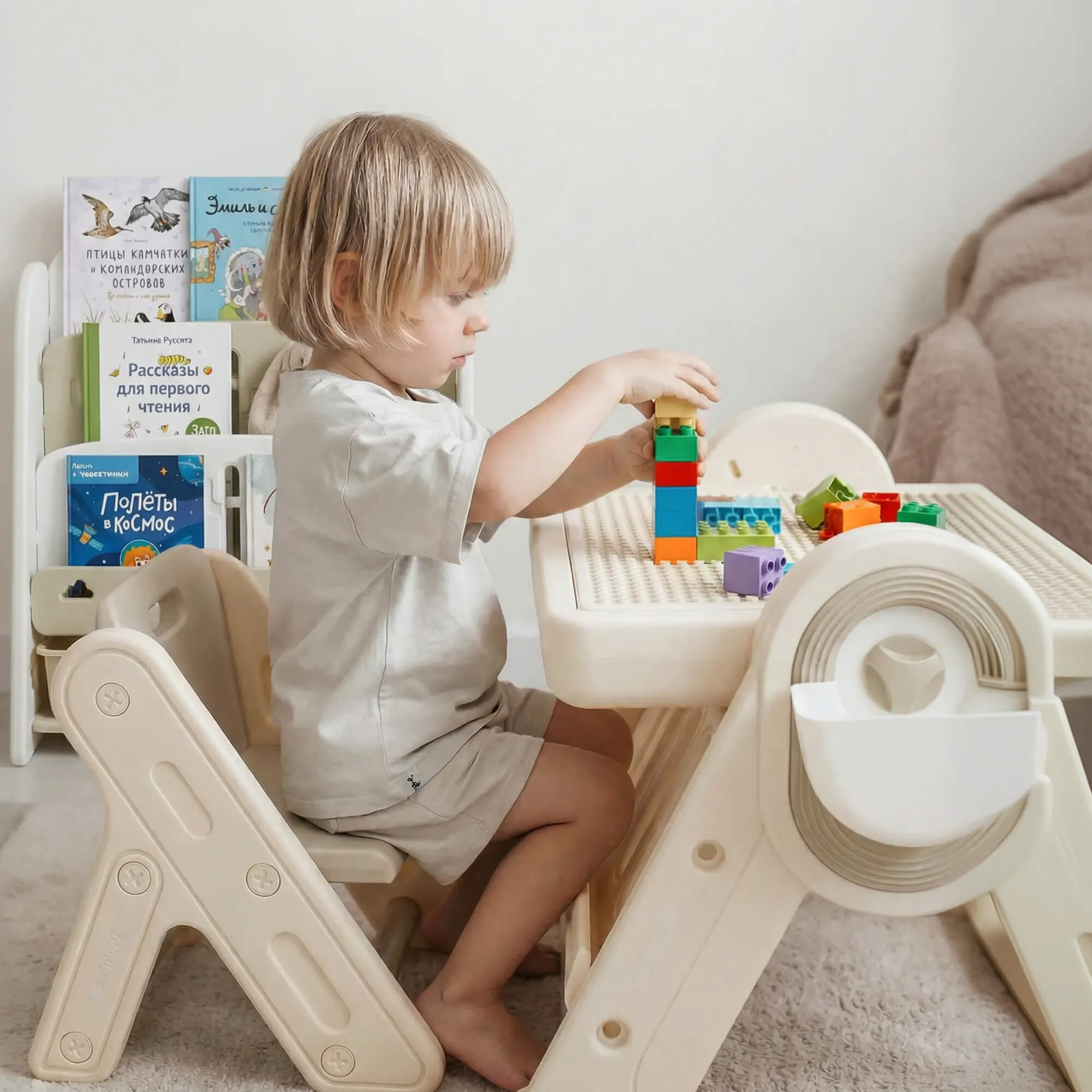 Комплект мебели UNIX Kids 4 в 1 стол трансформер и стул - фото 15