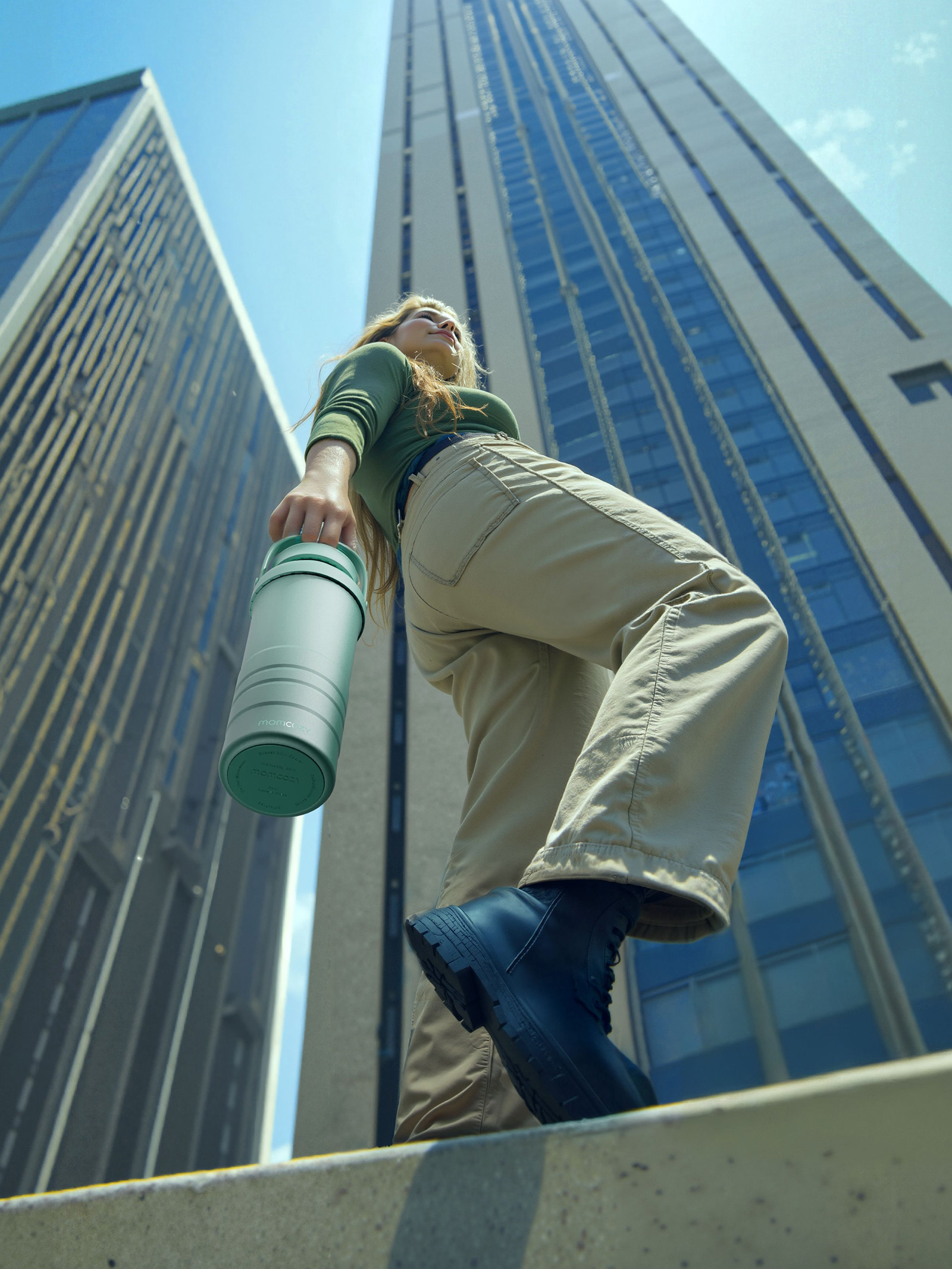 Термоконтейнер для грудного молока Momcozy портативный в наборе 2 бутылочки по 300 мл - фото 10