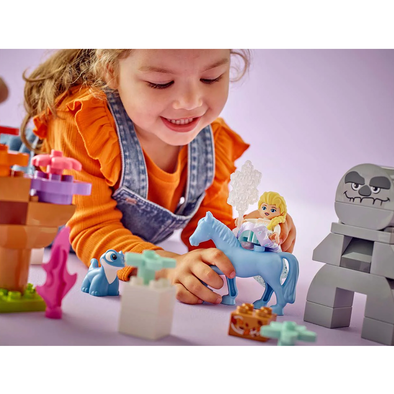 Конструктор LEGO DUPLO Эльза и Бруни в лесу 31 дет. - фото 9