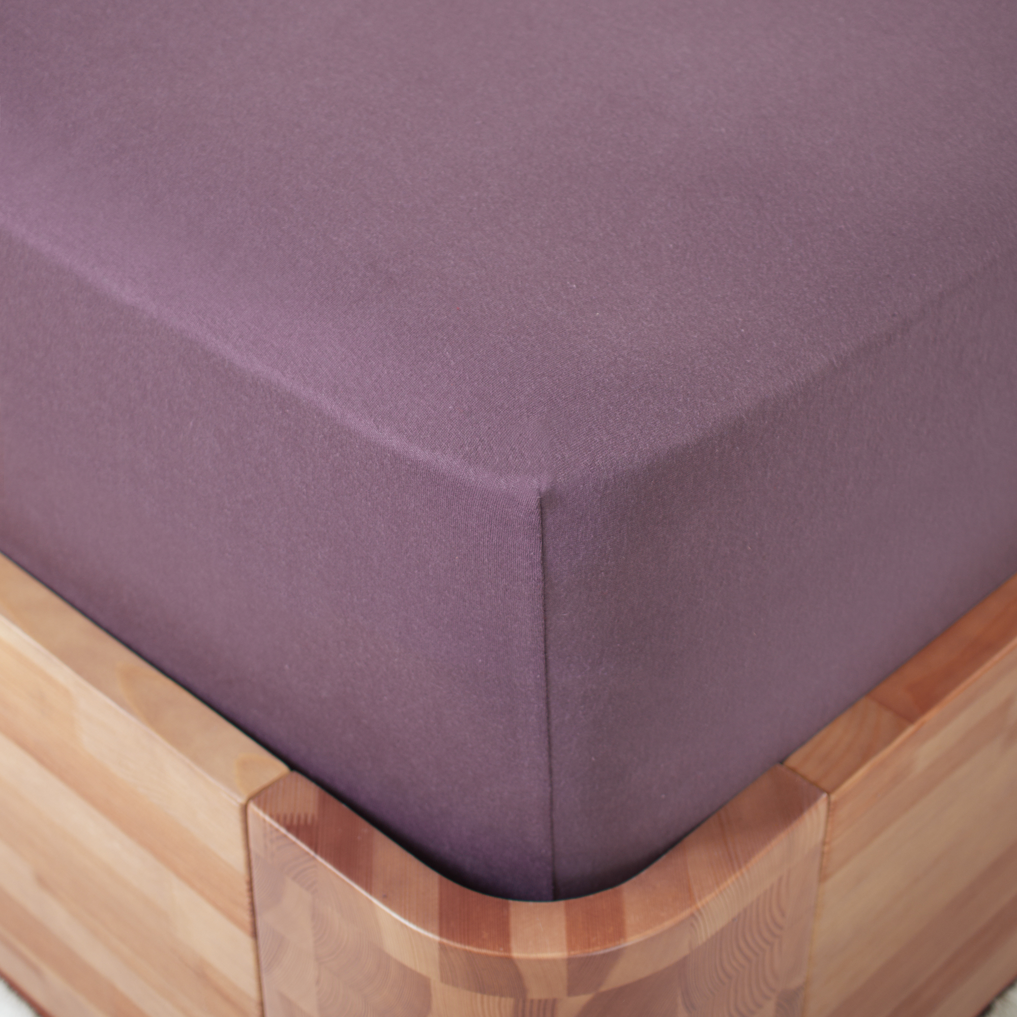 Простыня Mrs.Stretch Mr.Jersy Баклажан 160 x 200 см на резинке - фото 3