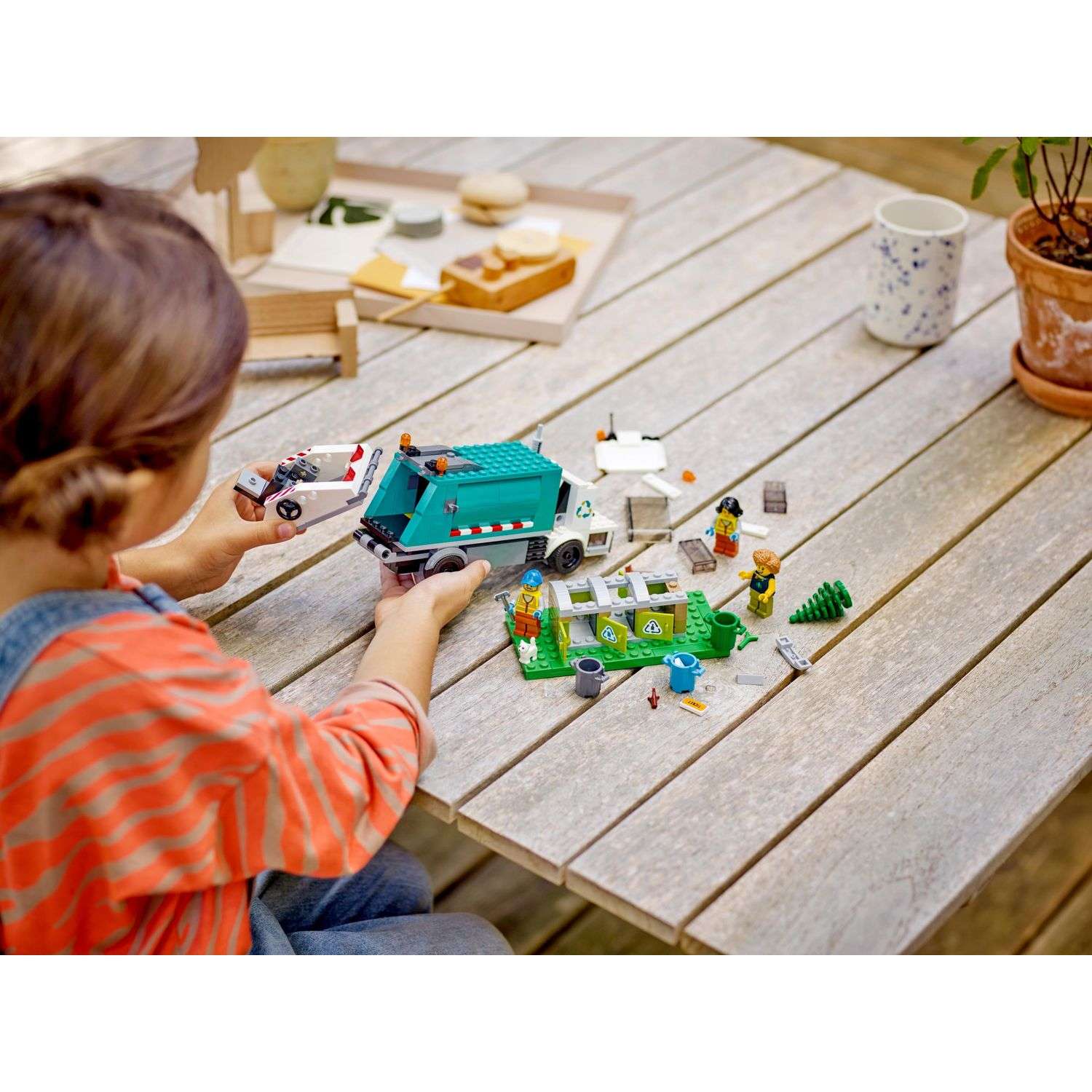 Конструктор LEGO City Recycling Truck 261 дет. - фото 10