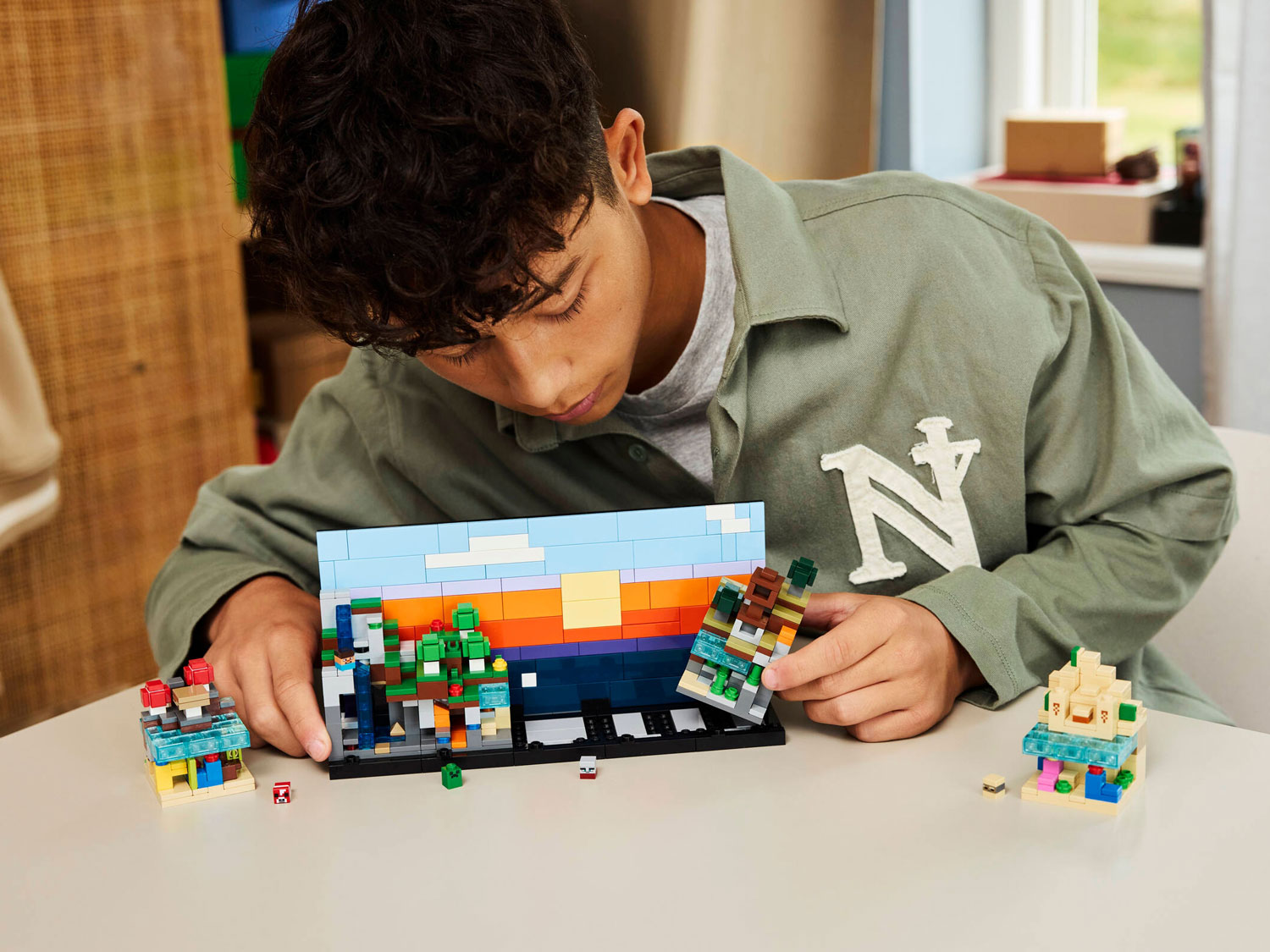 Конструктор LEGO Minecraft Мини-биомы 797 дет. - фото 12