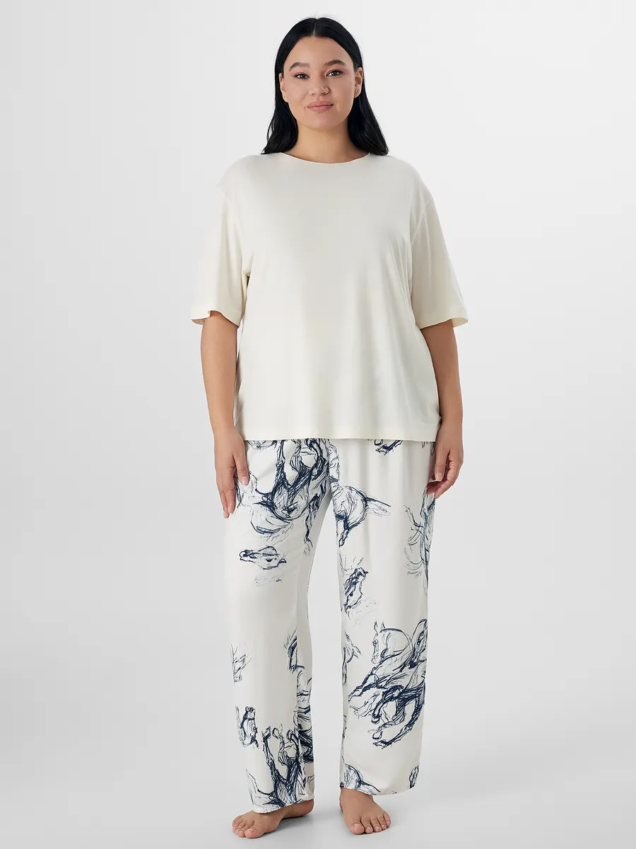 Пижама Mark Formelle (Марк Формэль) 592541/молочный +лошади на молочном - фото 1