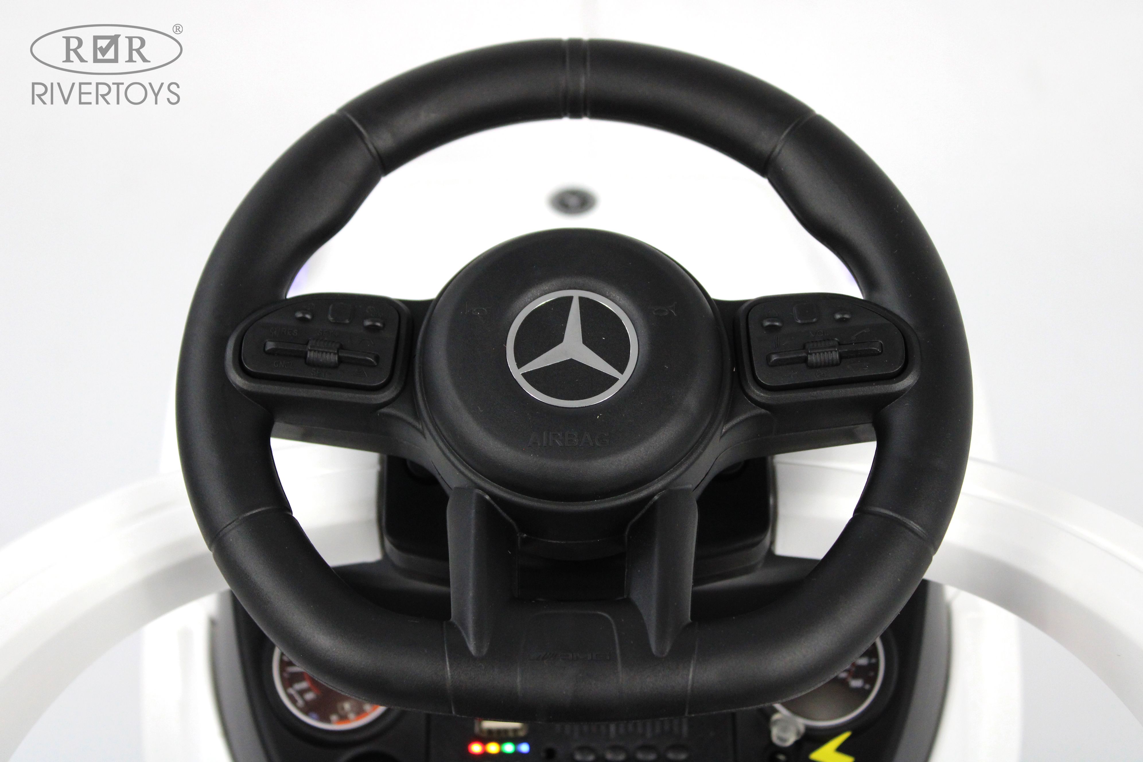 Каталка RIVERTOYS Mercedes-BenzG63 White Diamond белый - фото 16