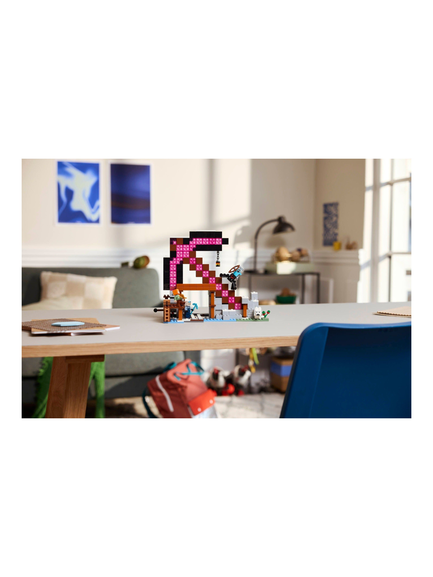 Конструктор LEGO Minecraft Шахта с киркой 530 дет. - фото 5