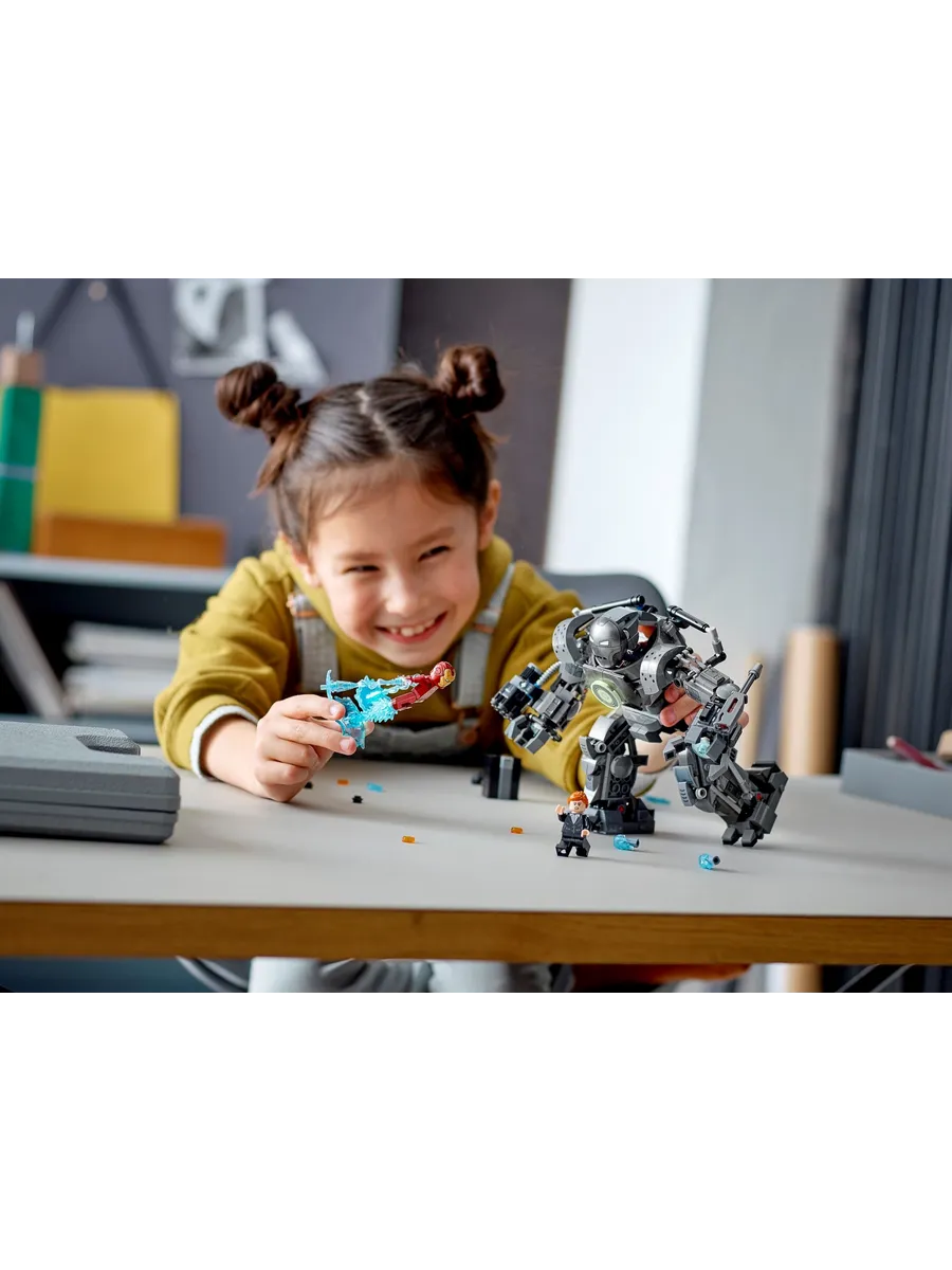 Конструктор LEGO Marvel Super Heroes Схватка с Железным Торговцем 479 дет. - фото 11