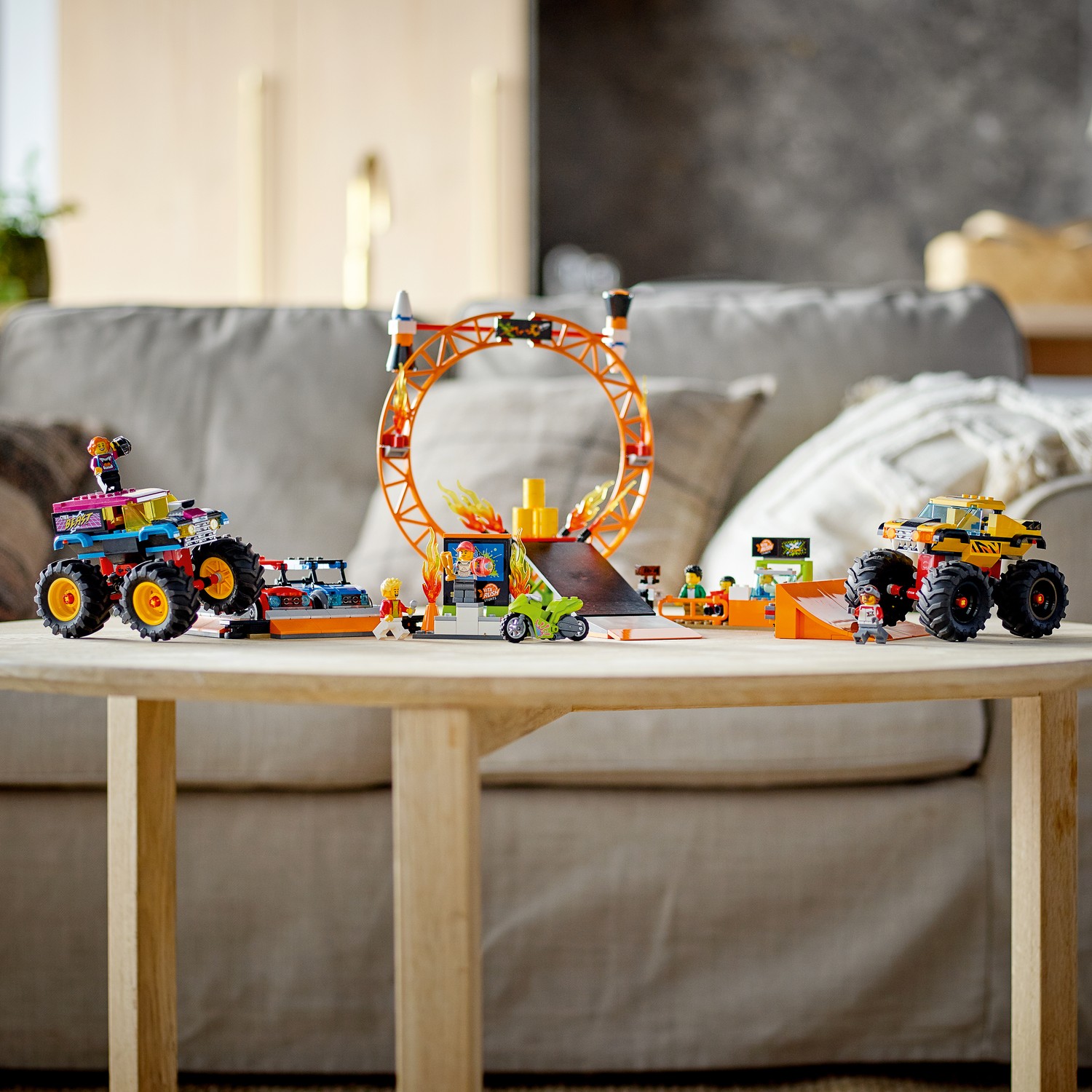 Конструктор LEGO City Stunt Show Arena 668 дет. - фото 11