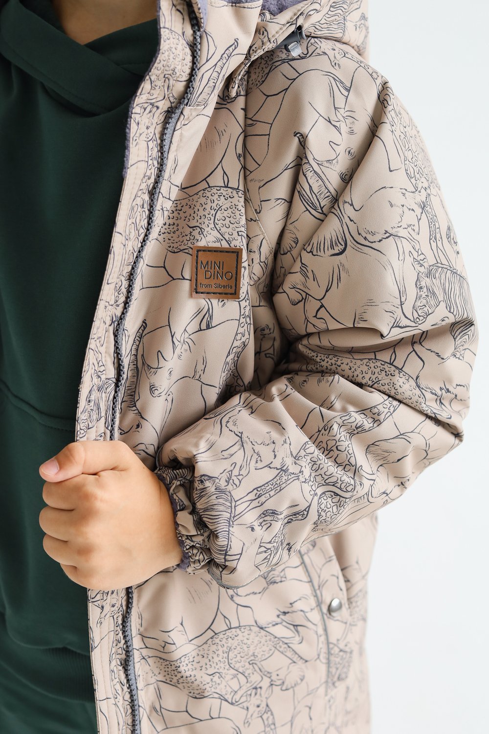 Парка MINIDINO В-К-034/ДПарка детская еврозима принт Сафари темно-бежевый - фото 10