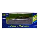 Автомобиль Funky Toys с большим люком 1:32