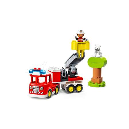 Конструктор LEGO DUPLO Пожарная машина с мигалкой блочный