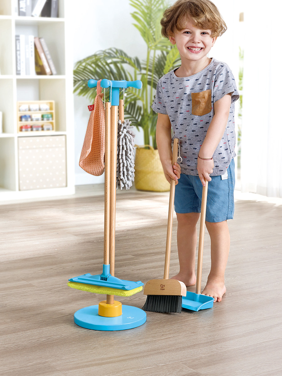 Игрушка Hape швабры и мётлы - фото 1