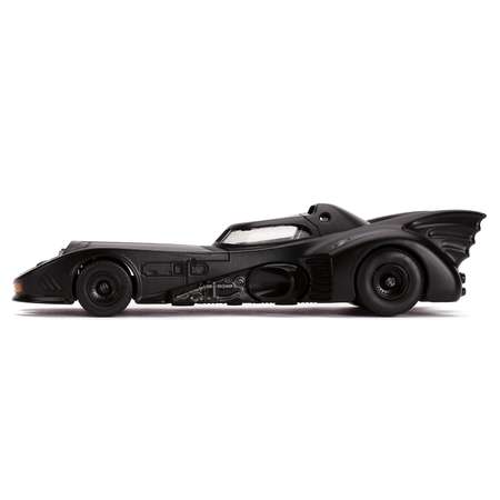 Автомобиль Jada Batmobile with Batman 1:32