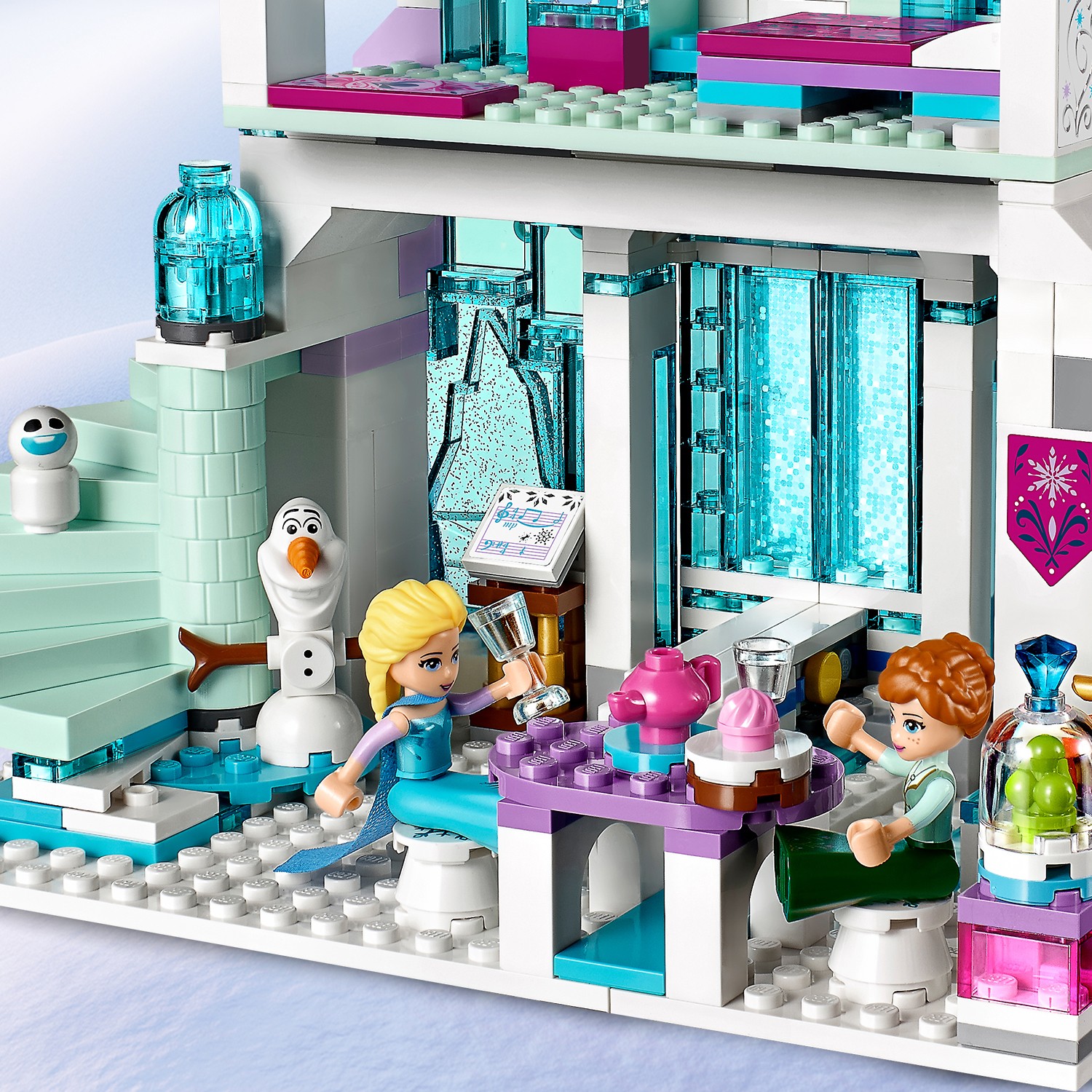 Конструктор LEGO Disney Princess Волшебный ледяной замок Эльзы 704 дет. - фото 11