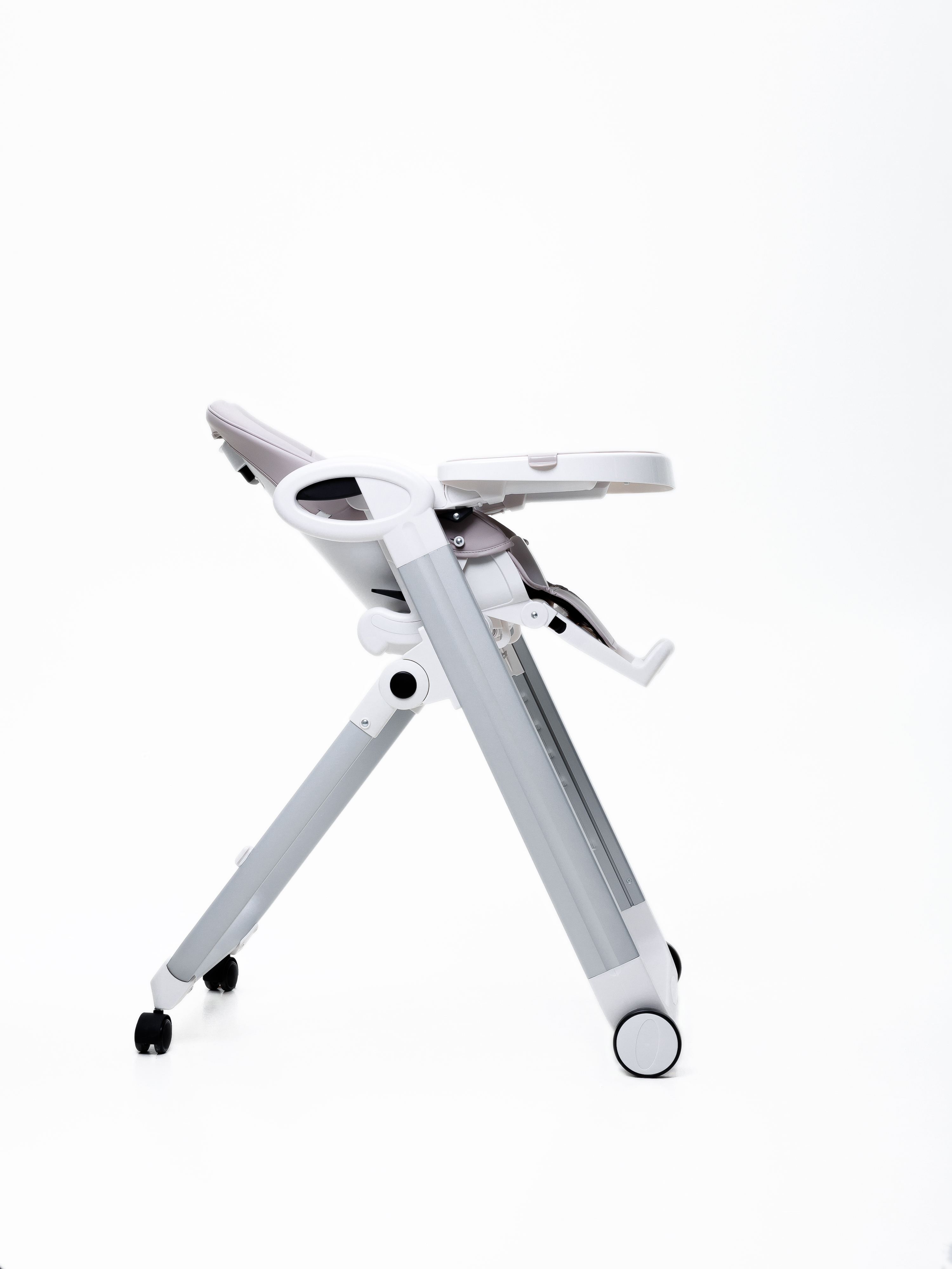 Стульчик для кормления BASSET B2 серый - фото 34