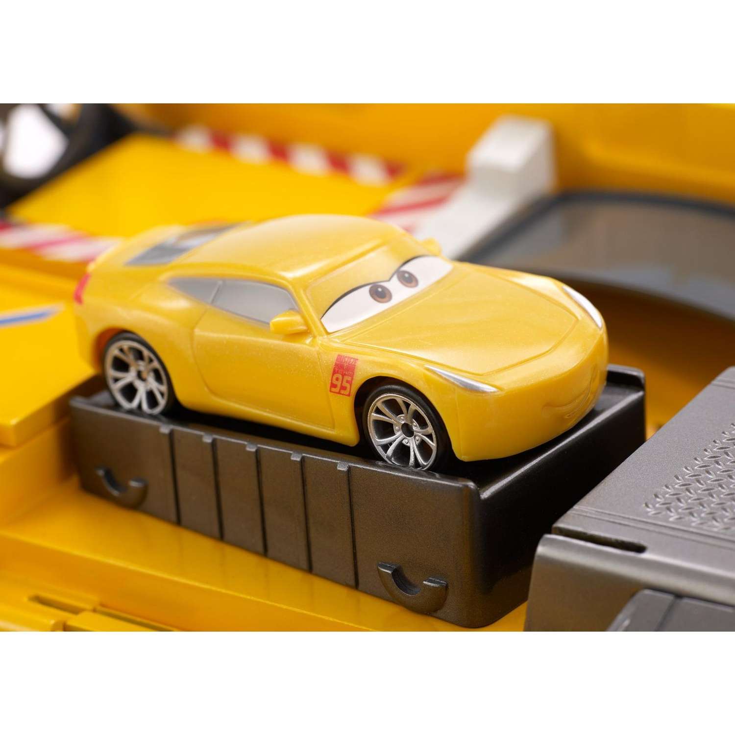 Грузовик Cars FRJ07 - фото 16