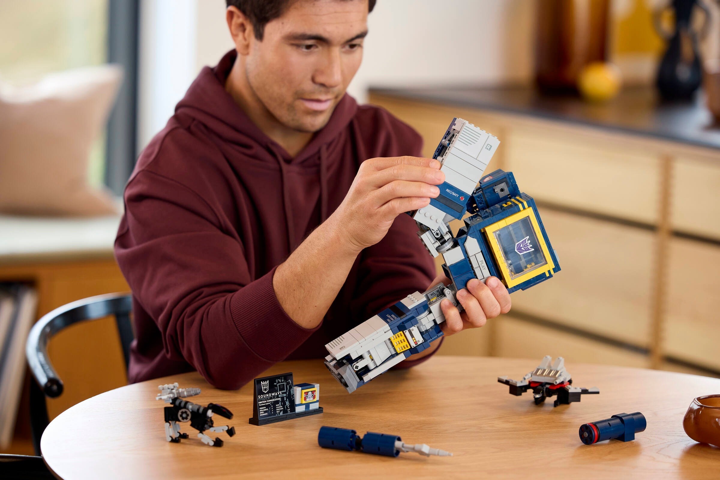 Конструктор LEGO Icons 10358 1505 дет. - фото 5