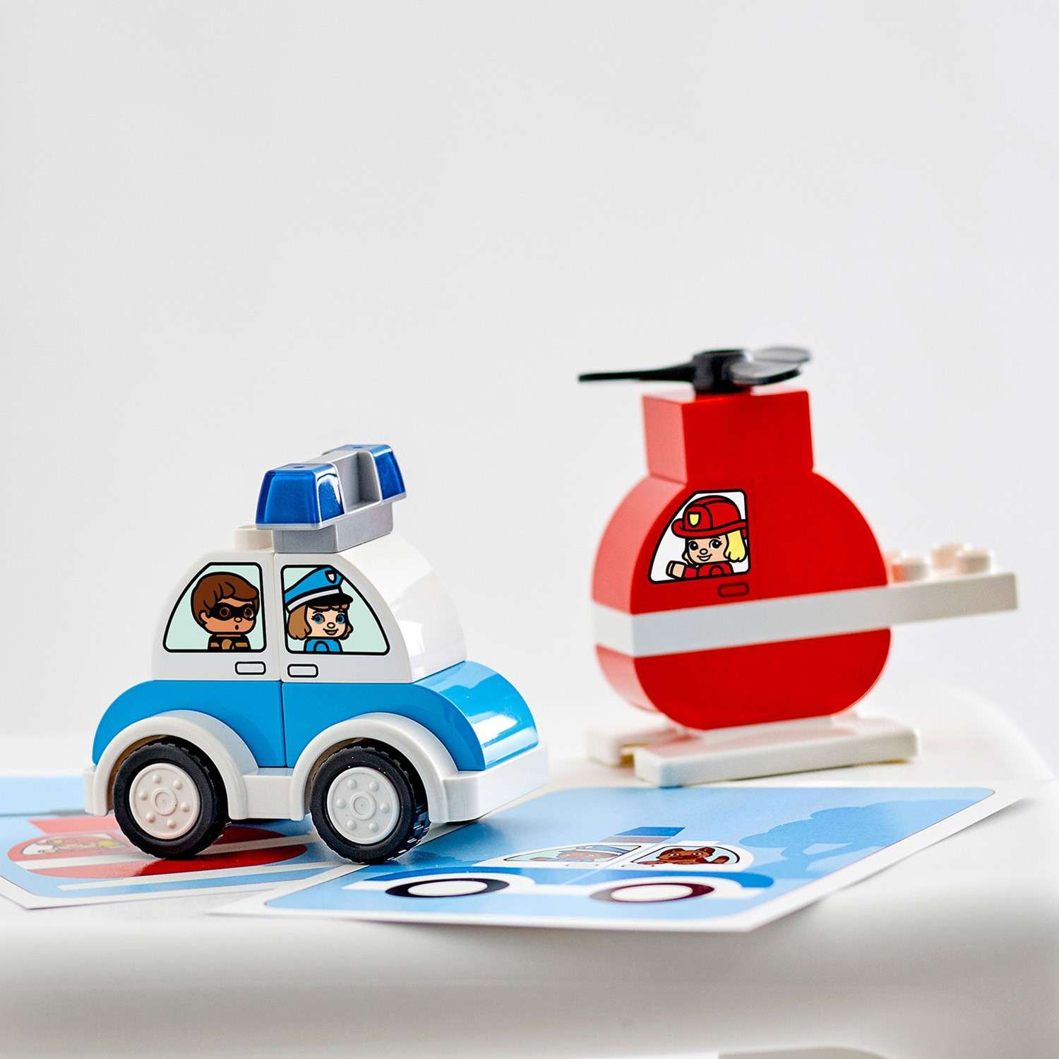 Конструктор LEGO DUPLO Fire Helicopter Police Car 14 дет. - фото 6