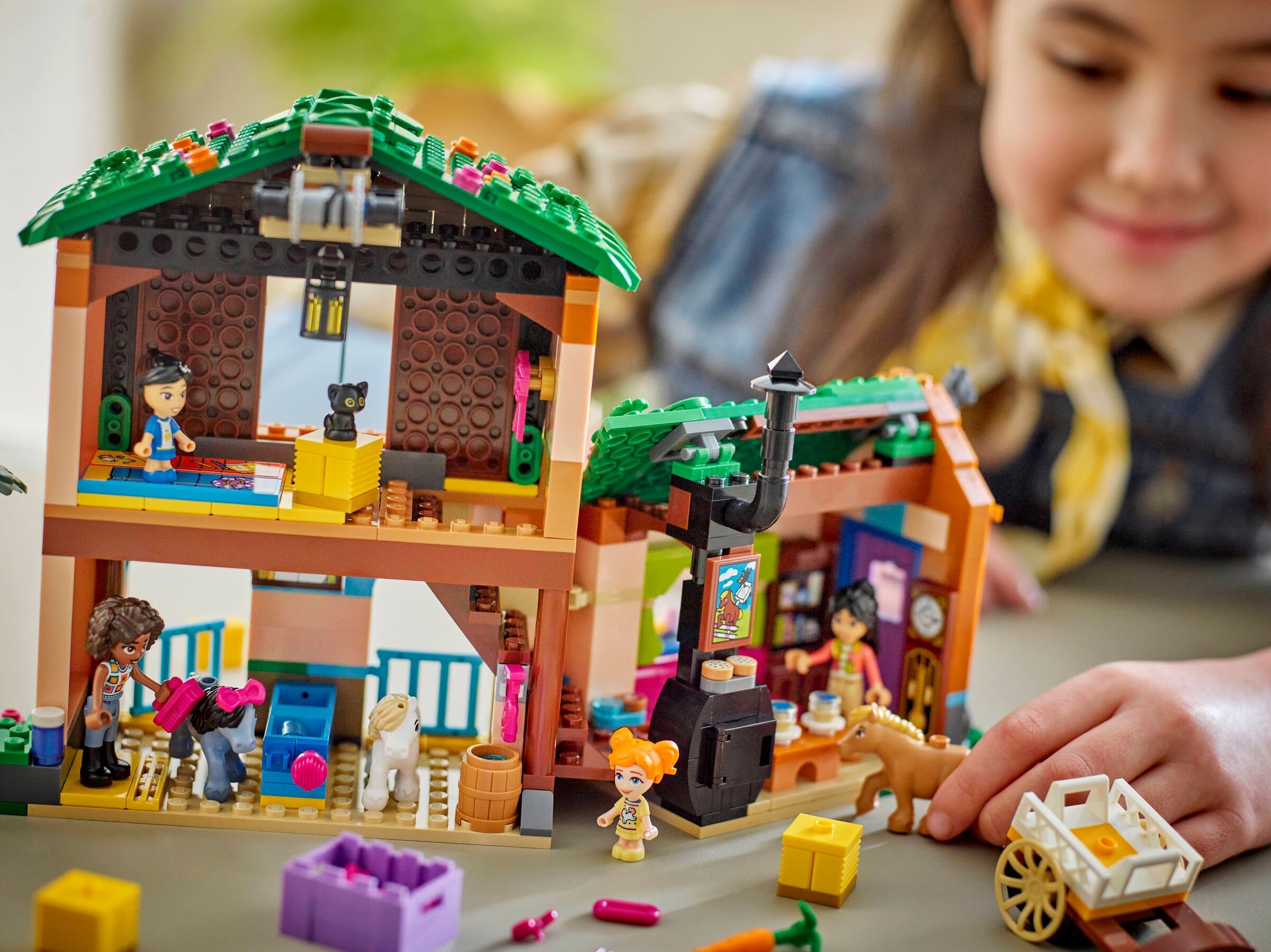 Конструктор LEGO Friends 42654 727 дет. - фото 5