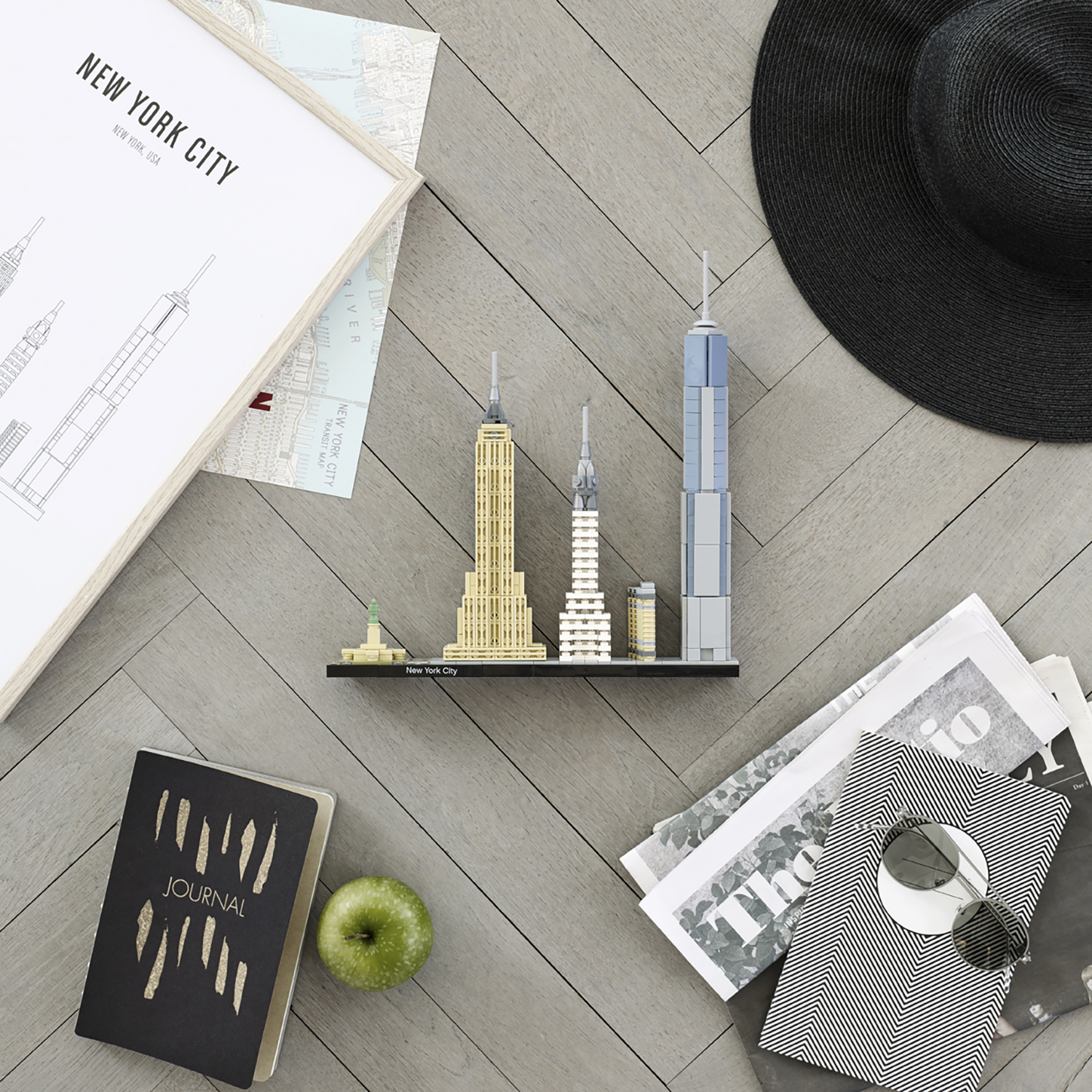 Конструктор LEGO Architecture Нью Йорк 598 дет. - фото 7
