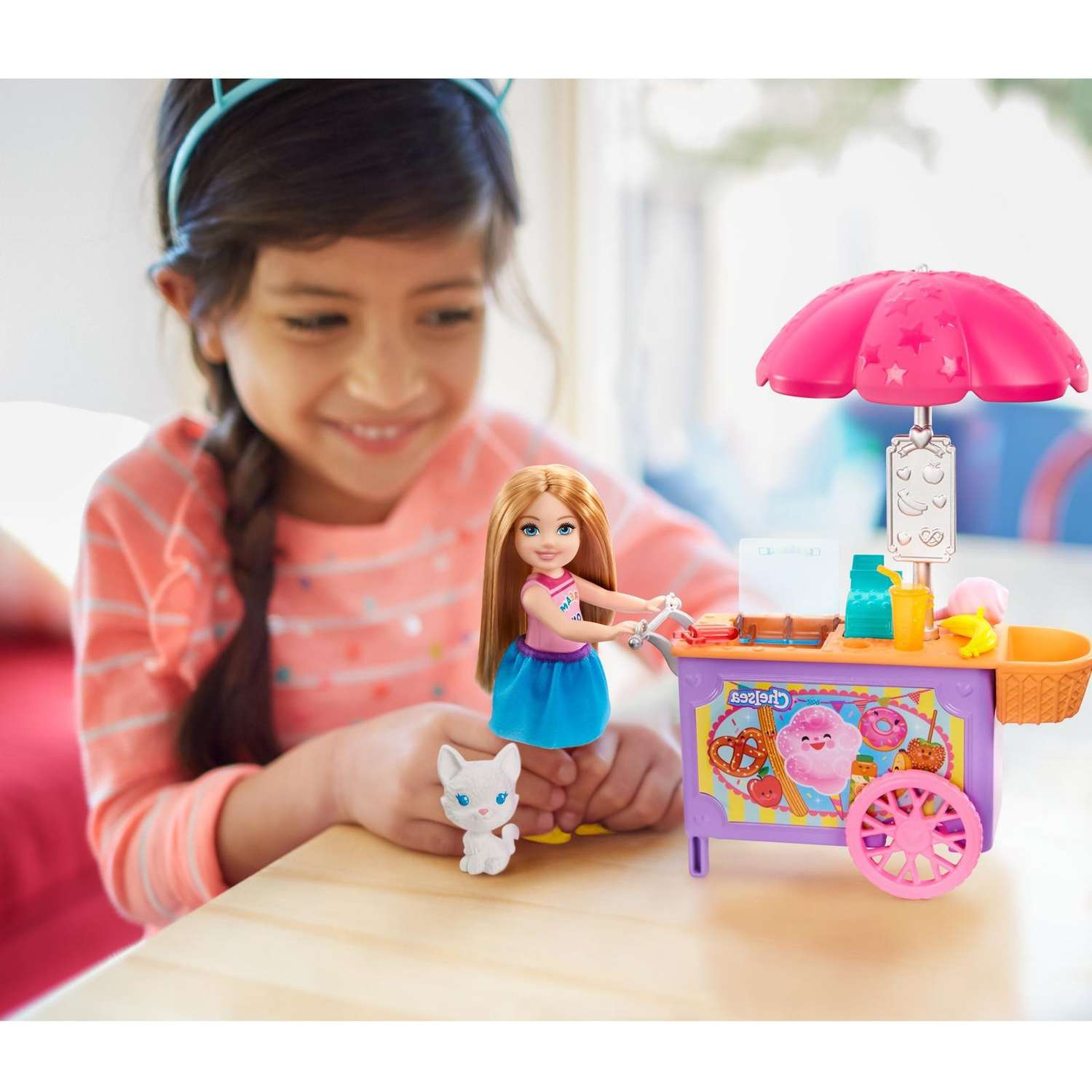 Кукла модельная Barbie GHV76 - фото 9
