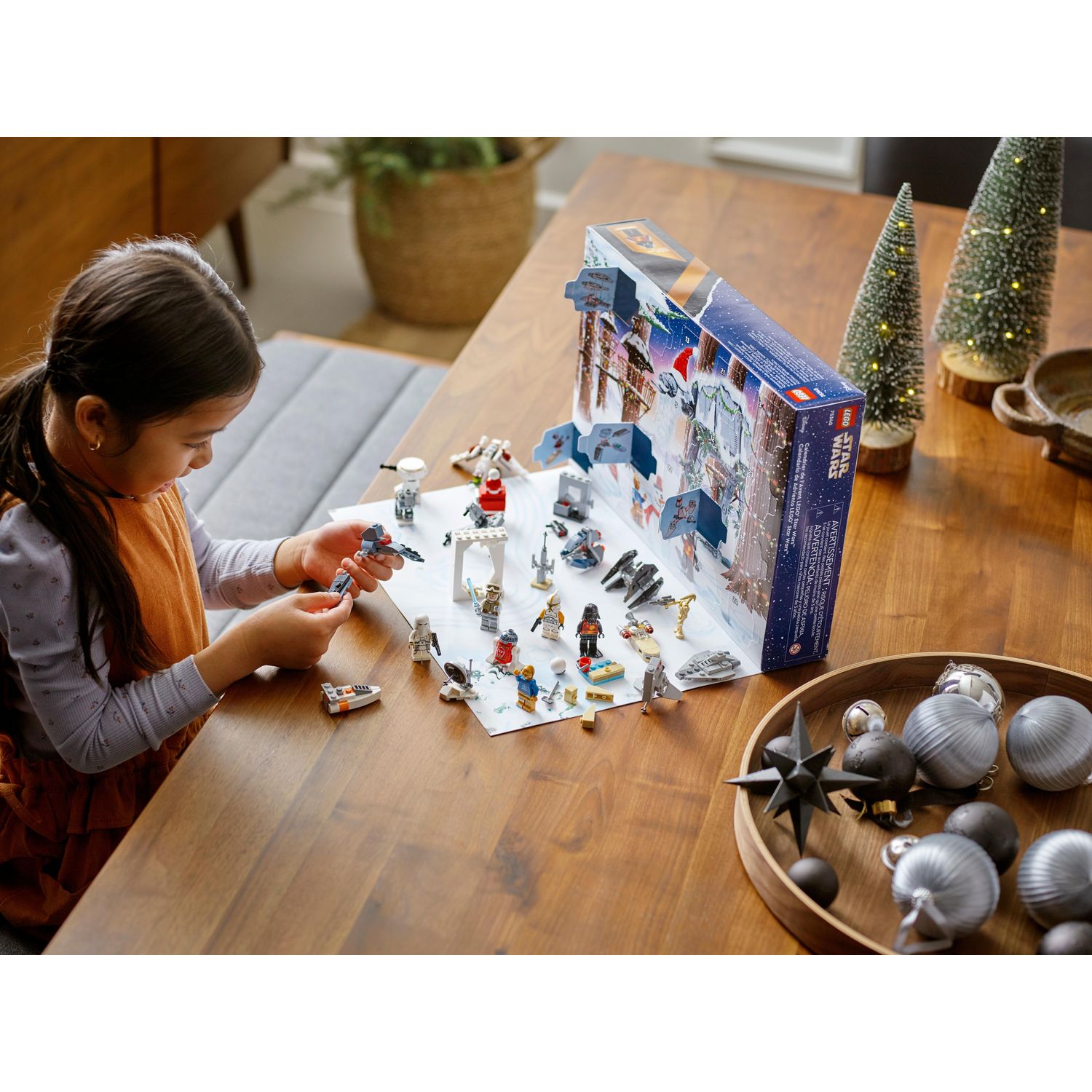 Конструктор LEGO Star Wars Адвент-календарь 2022 блочный - фото 6