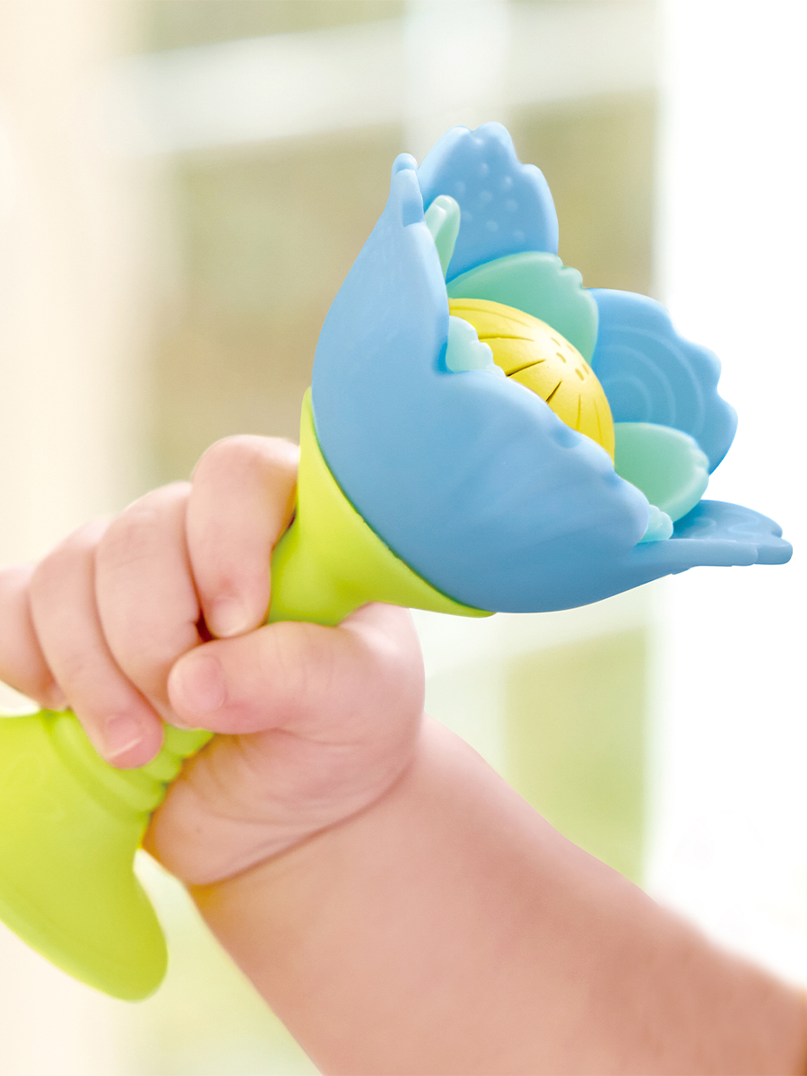 Игрушка Hape погремушка Голубой цветок - фото 5