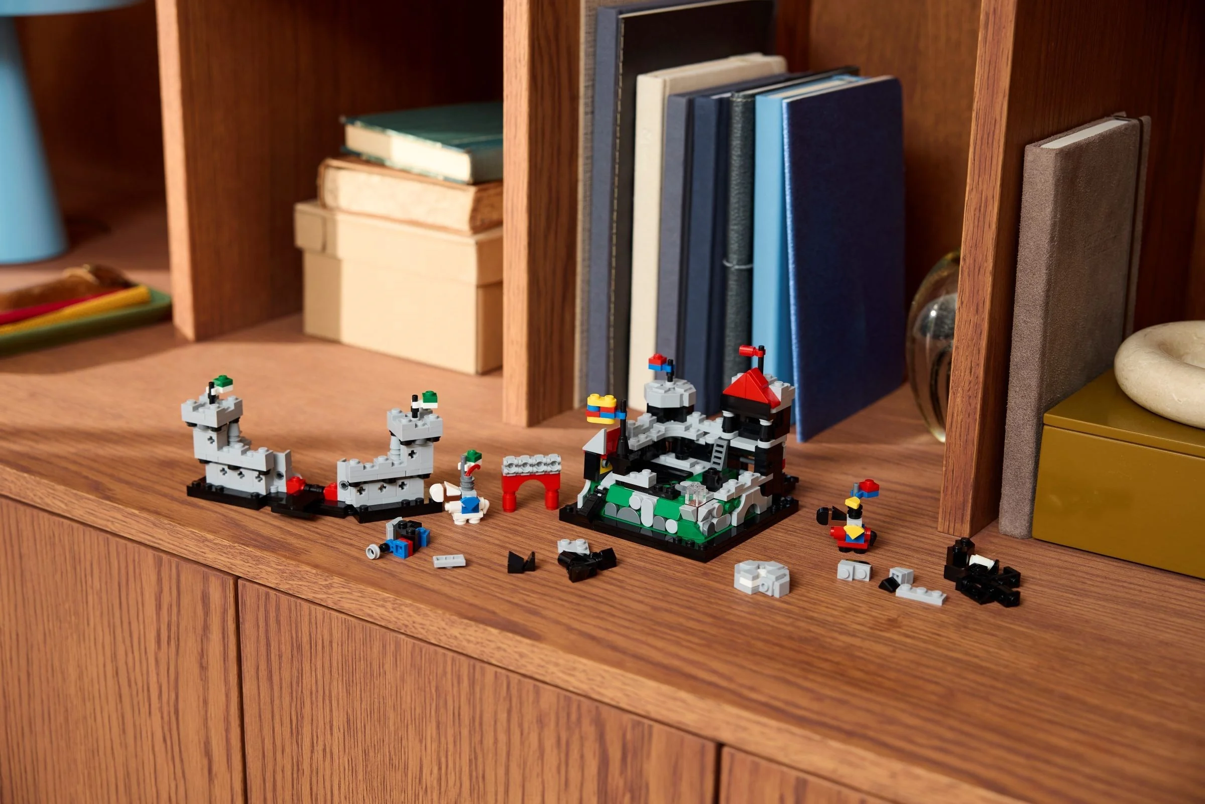 Конструктор LEGO Seasonal 590 дет. - фото 4
