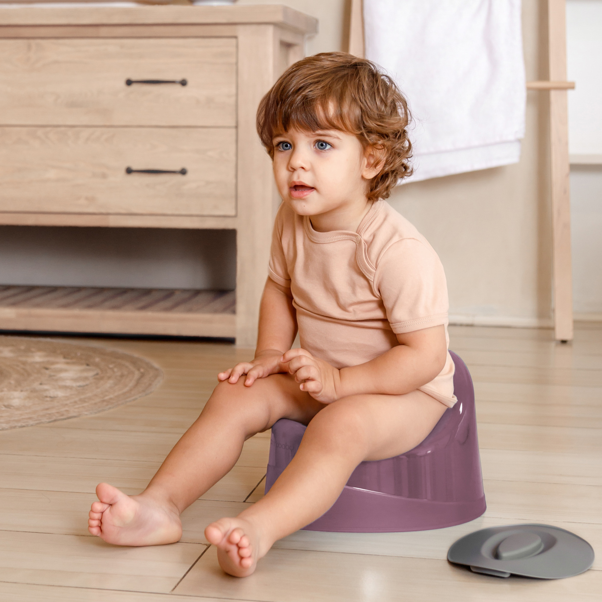 Горшок детский с крышкой Amarobaby Fort фиолетовый - фото 6