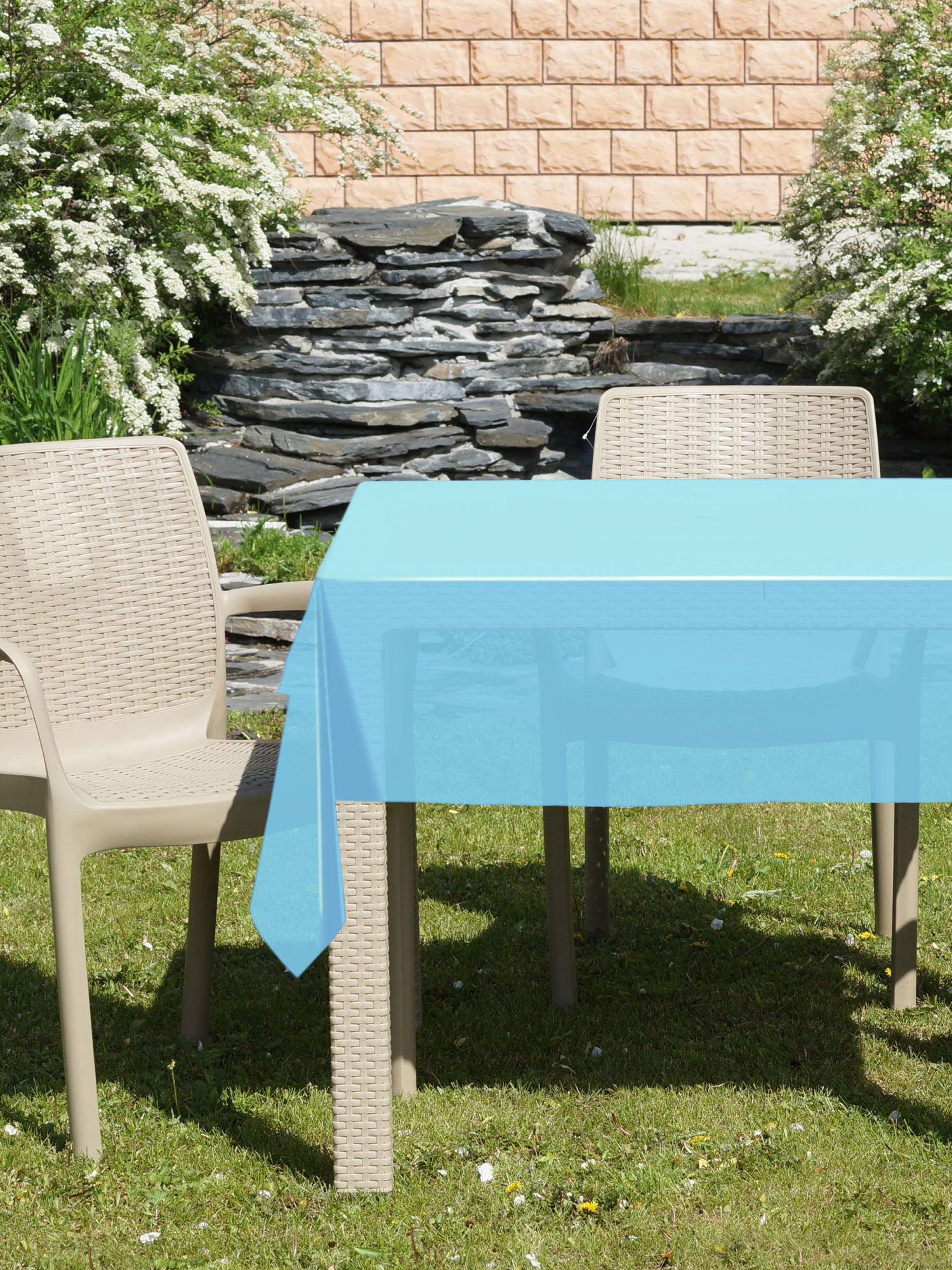 Скатерть одноразовая полиэтиленовая VILINA голубая - фото 5