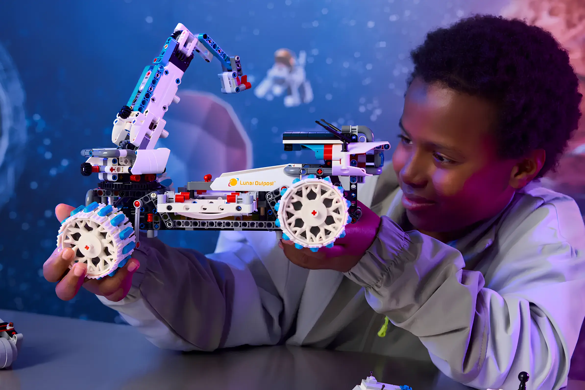 Конструктор LEGO Technic 42211 1082 дет. - фото 4