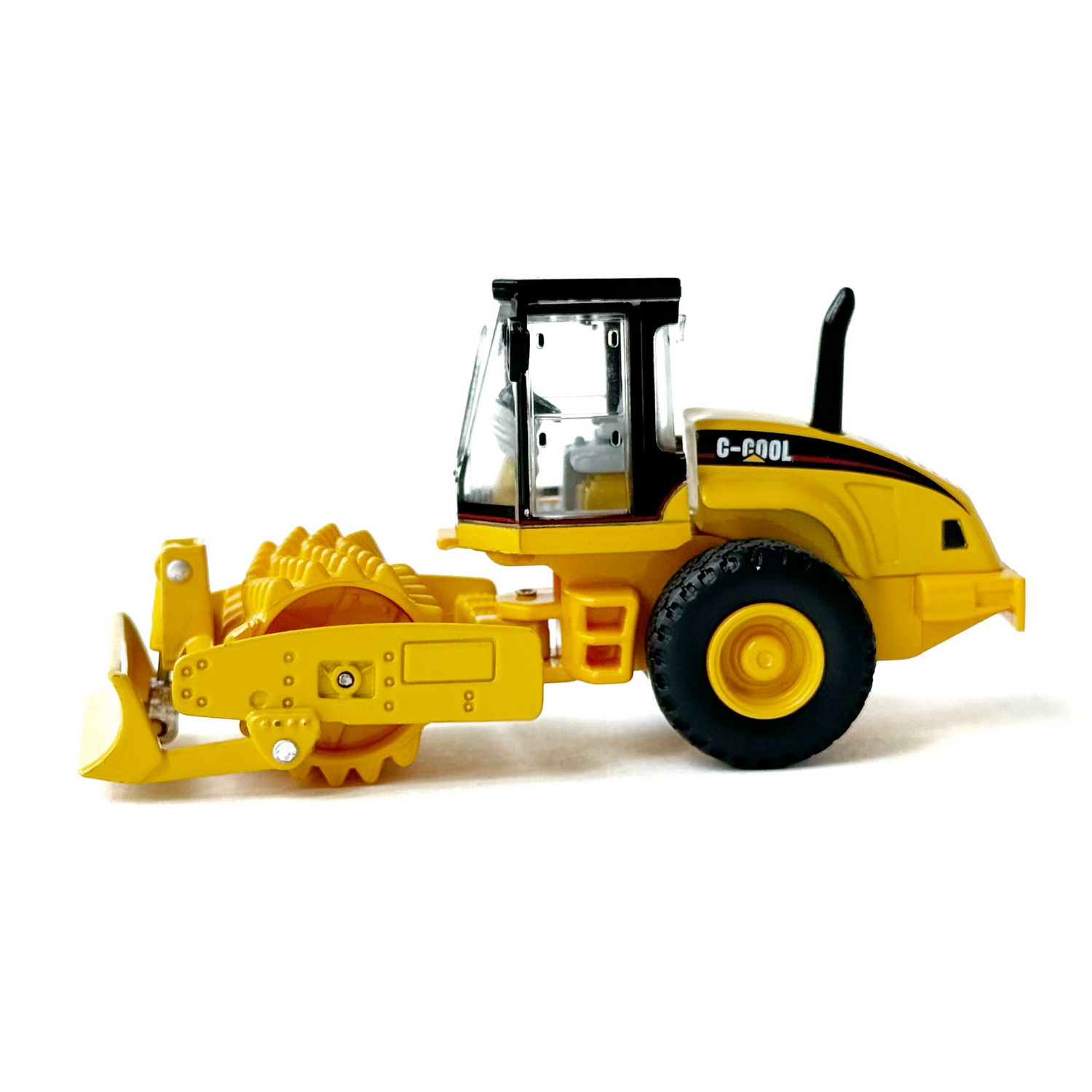 Каток Наш автопром виброгрунтоуплотняющий С807 - фото 1