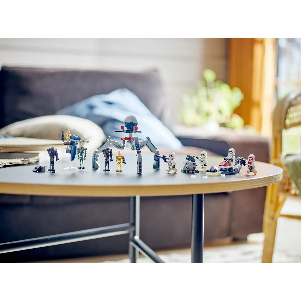 Конструктор LEGO Star Wars Clone Trooper и Battle Droid - фото 9