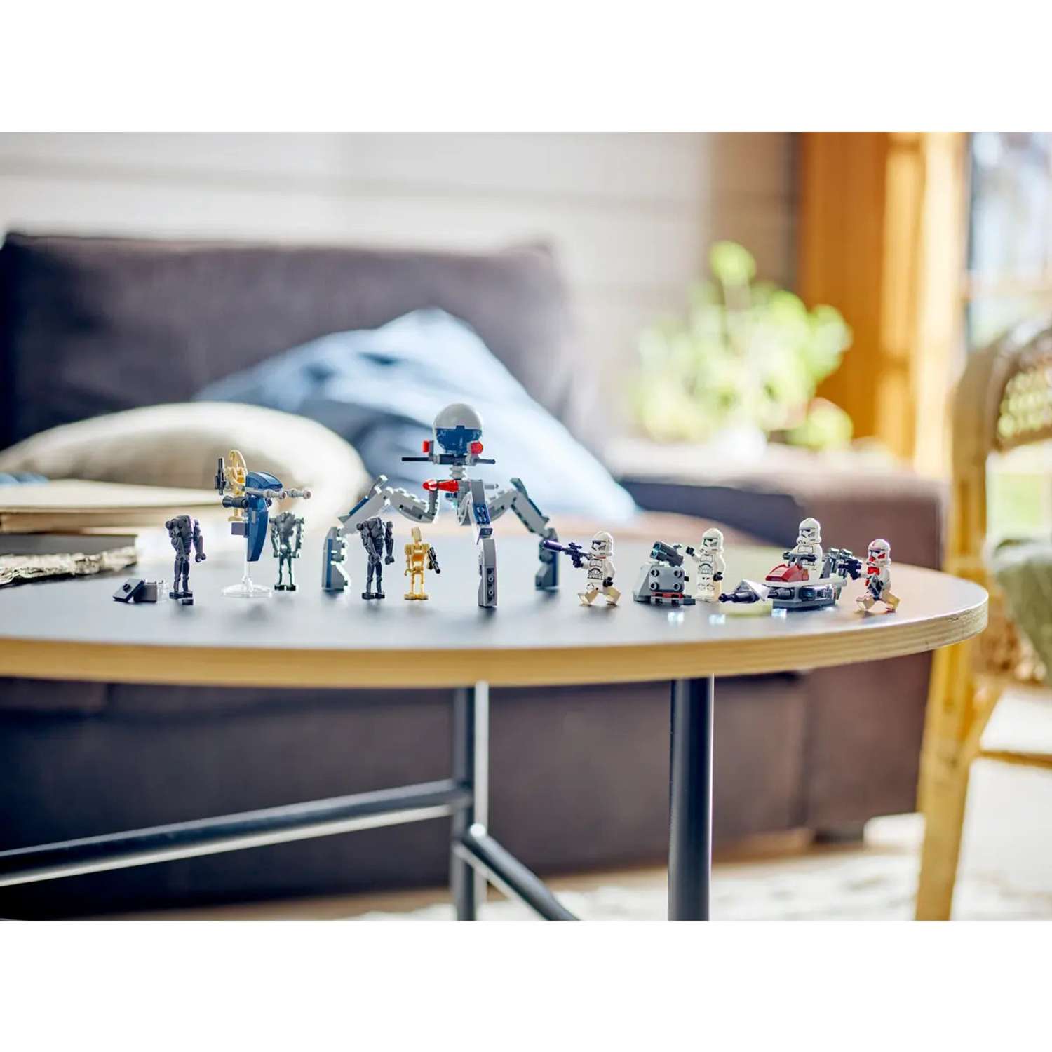 Конструктор LEGO Star Wars Clone Trooper и Battle Droid 215 дет. - фото 9