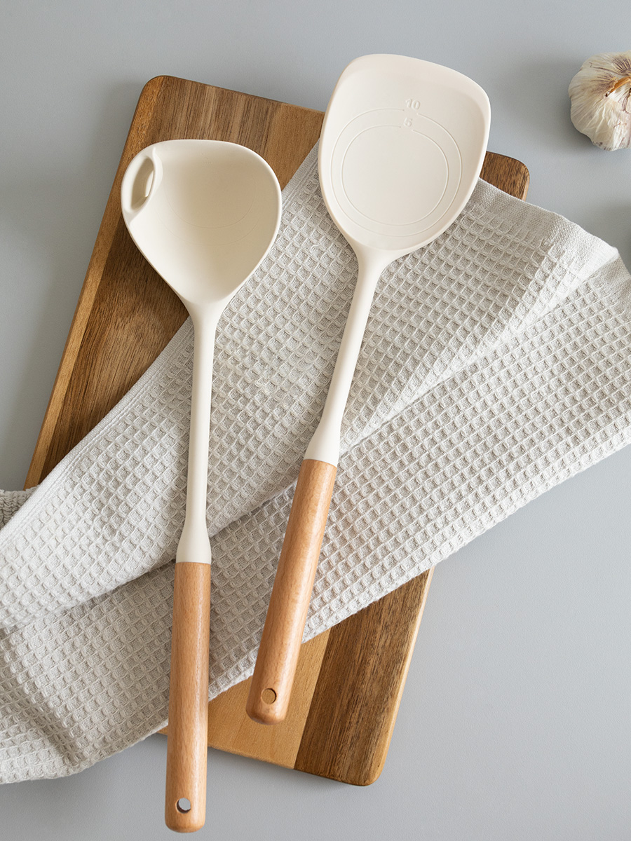 Набор кухонных принадлежностей DeNASTIA Силвуд (половник и лопатка) молочный A000344 - фото 4