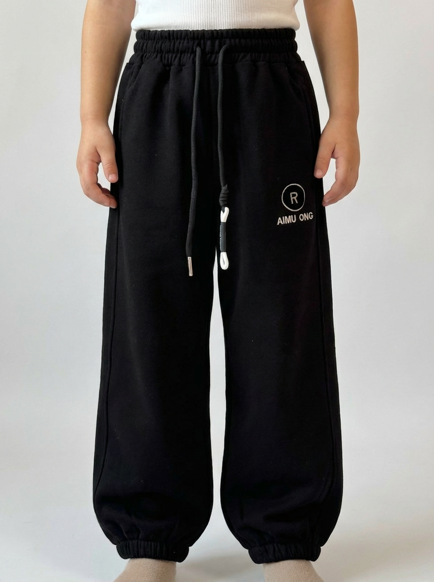 Изображение товара Джинсы для мальчика MODERNFECI модель 104 высокая посадка из денима с эластаном