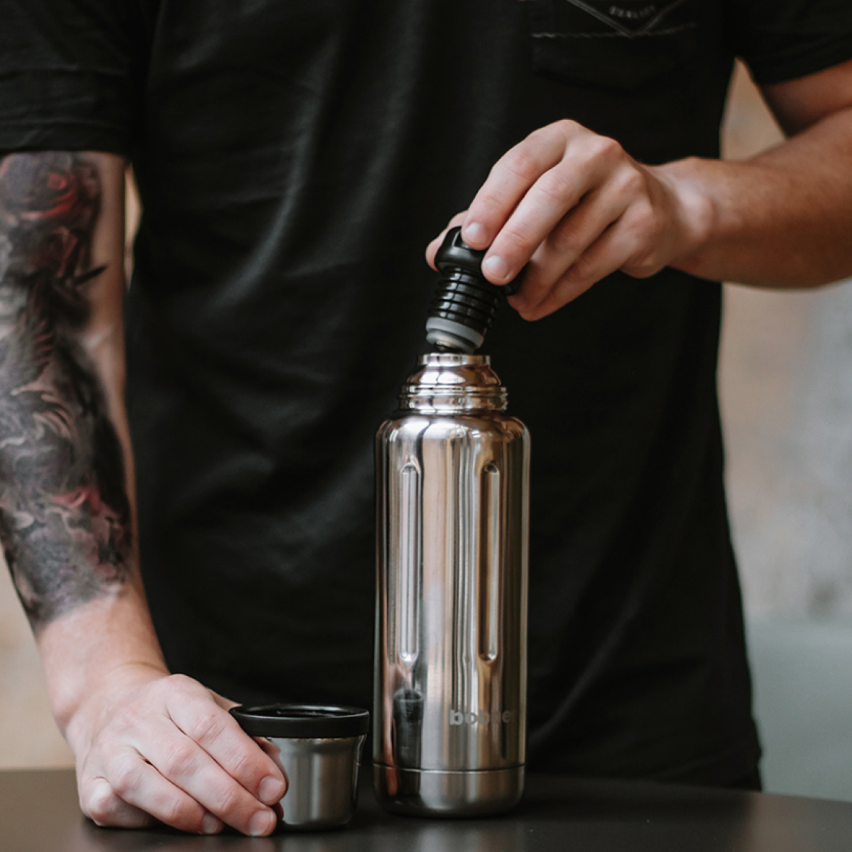 Термос 470 мл для напитков Bobber Flask зеркальный - фото 4