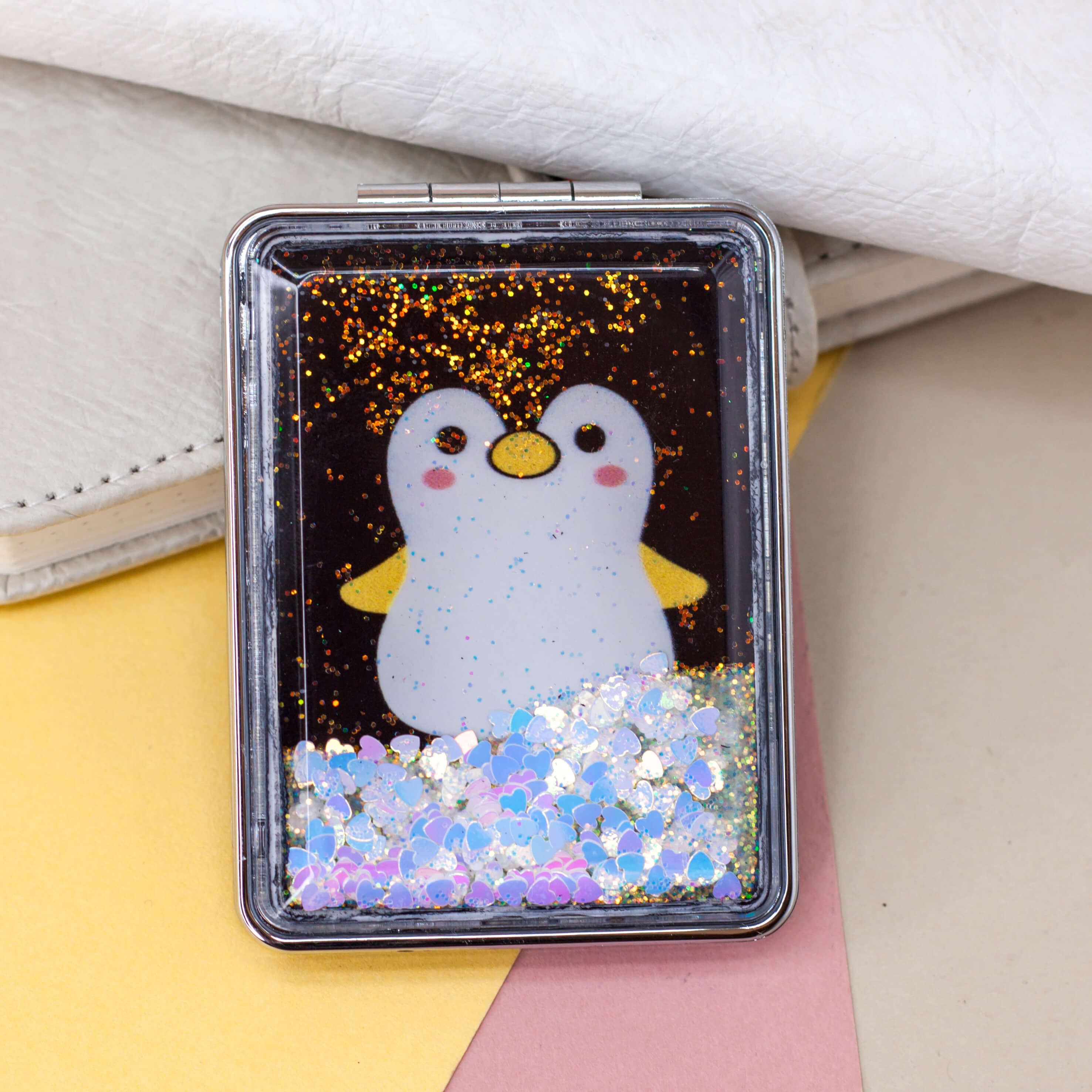 Зеркало карманное iLikeGift Animal penguin black с увеличением - фото 1