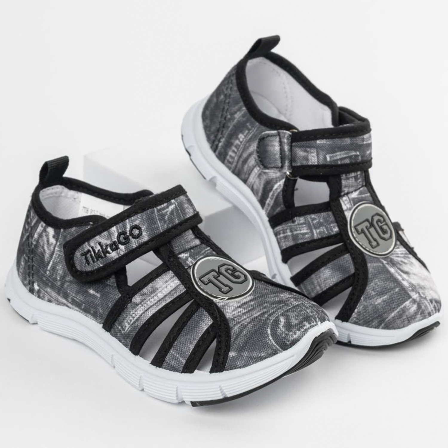 Сандалии TikkaGo 7T06_913-2_black-grey - фото 1