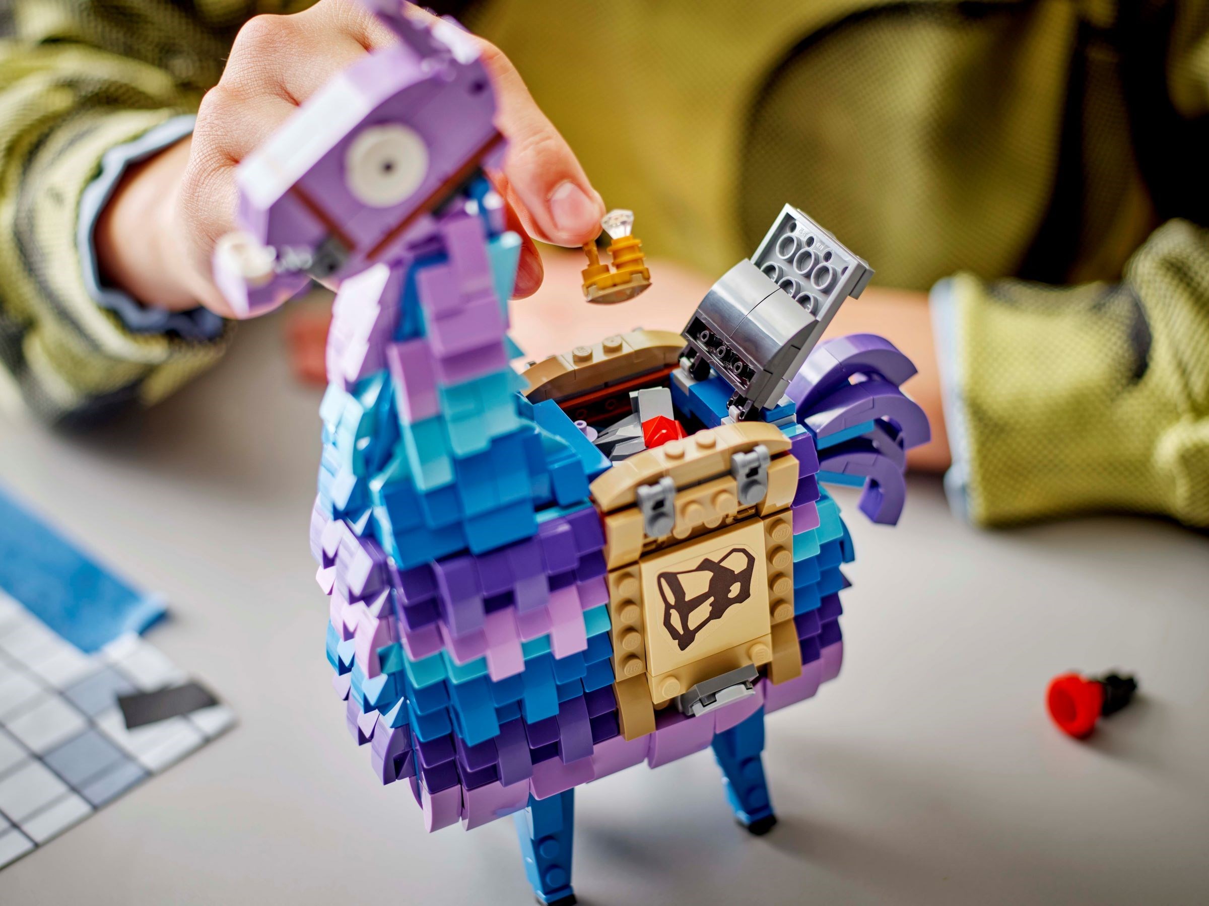 Конструктор LEGO Fortnite 77071 691 дет. - фото 6