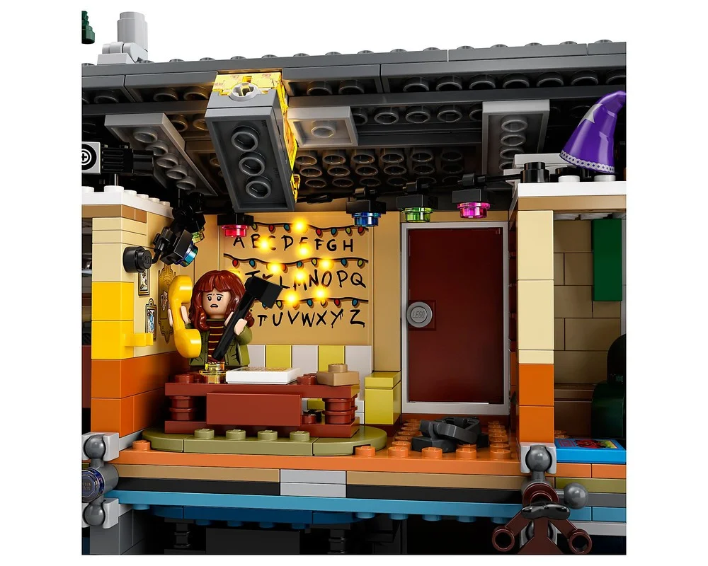 Конструктор LEGO Creator Expert 75810 2254 дет. - фото 10