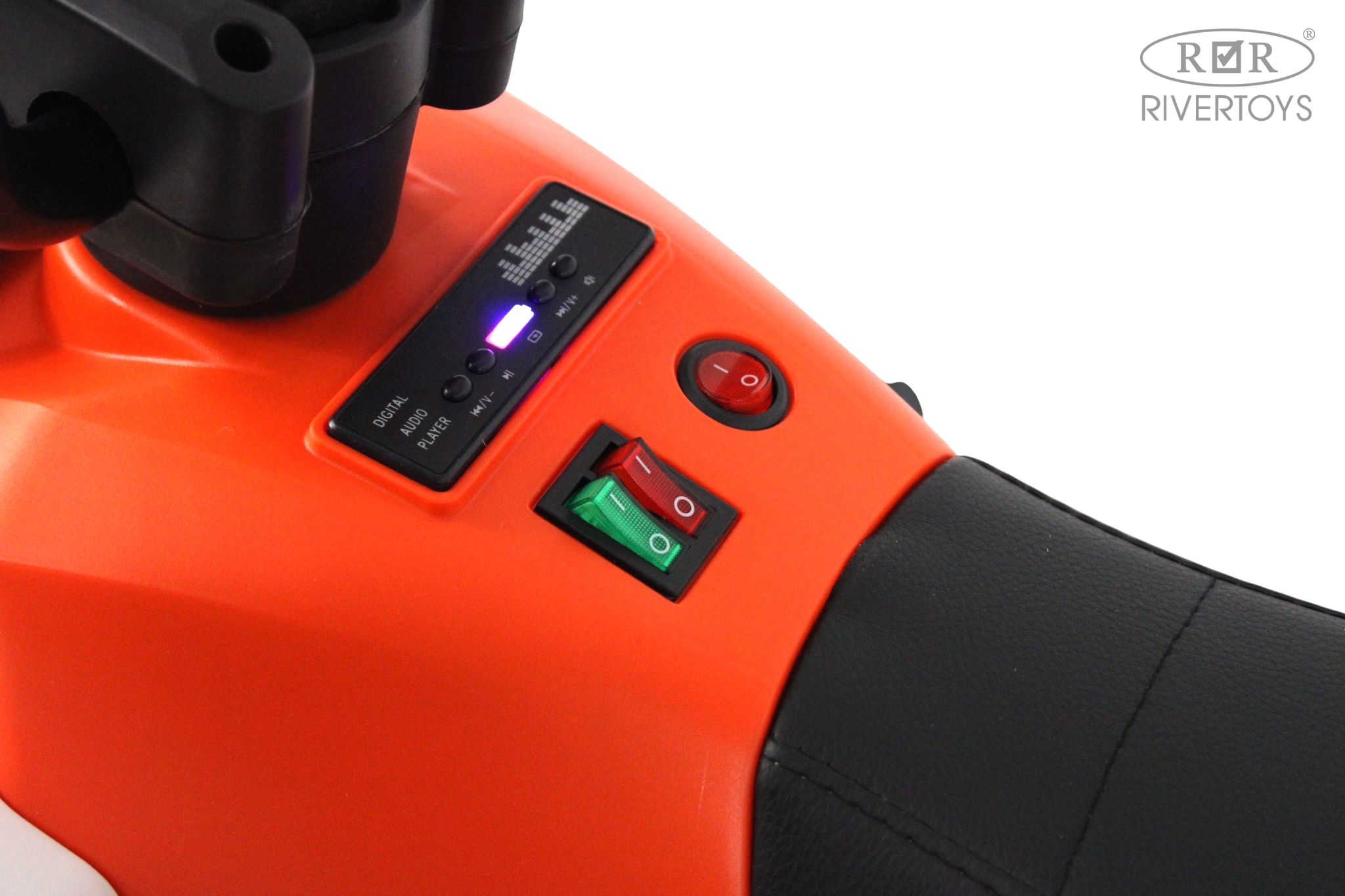 Электромобиль RIVERTOYS М202БХ-ORANGE С пультом ДУ - фото 8
