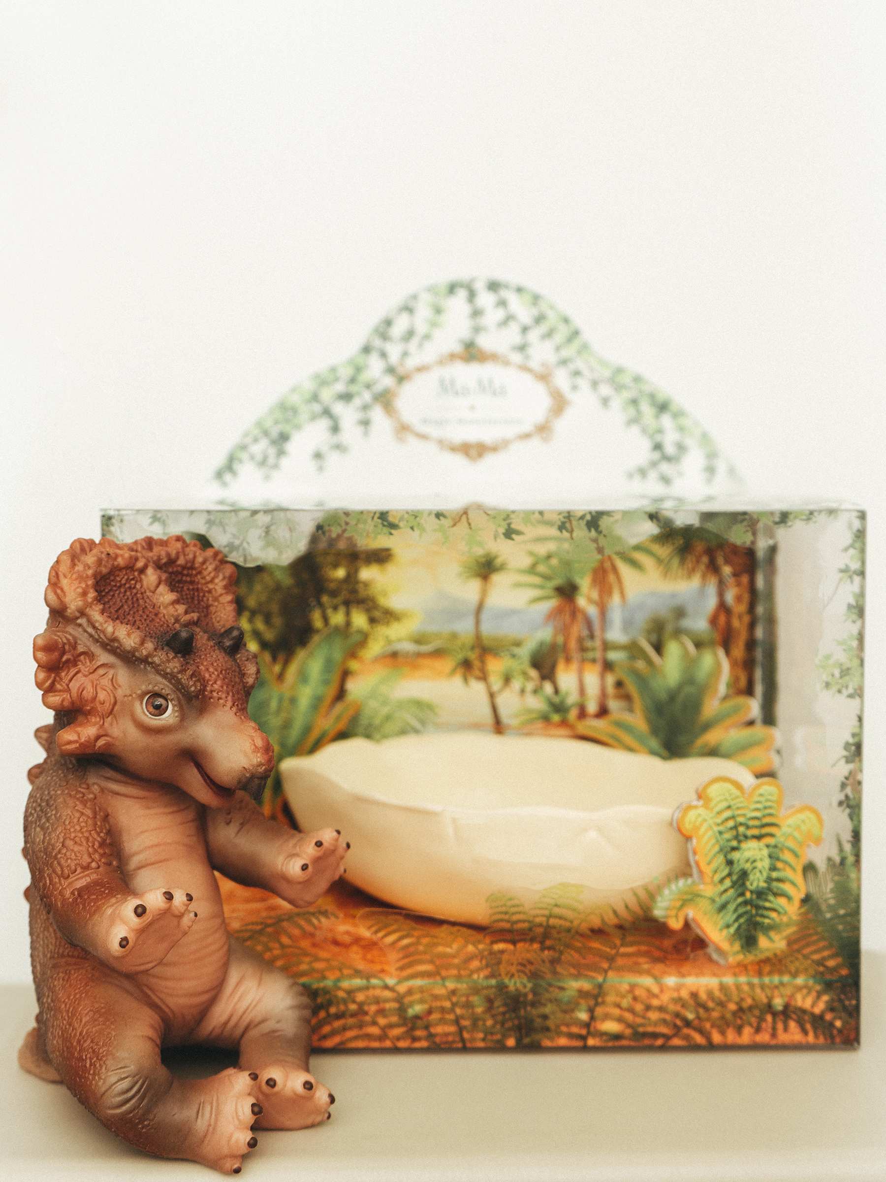 Кукла мини Magic Manufactory Magic Dino Трицератопс высота 24 см 4631163177450 - фото 4