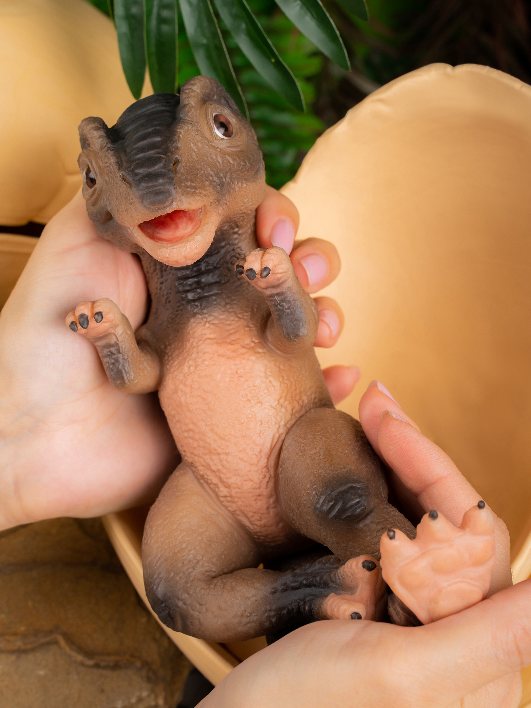 Кукла мини Magic Manufactory Magic Dino Тираннозавр высота 22 см 4631163177467 - фото 20