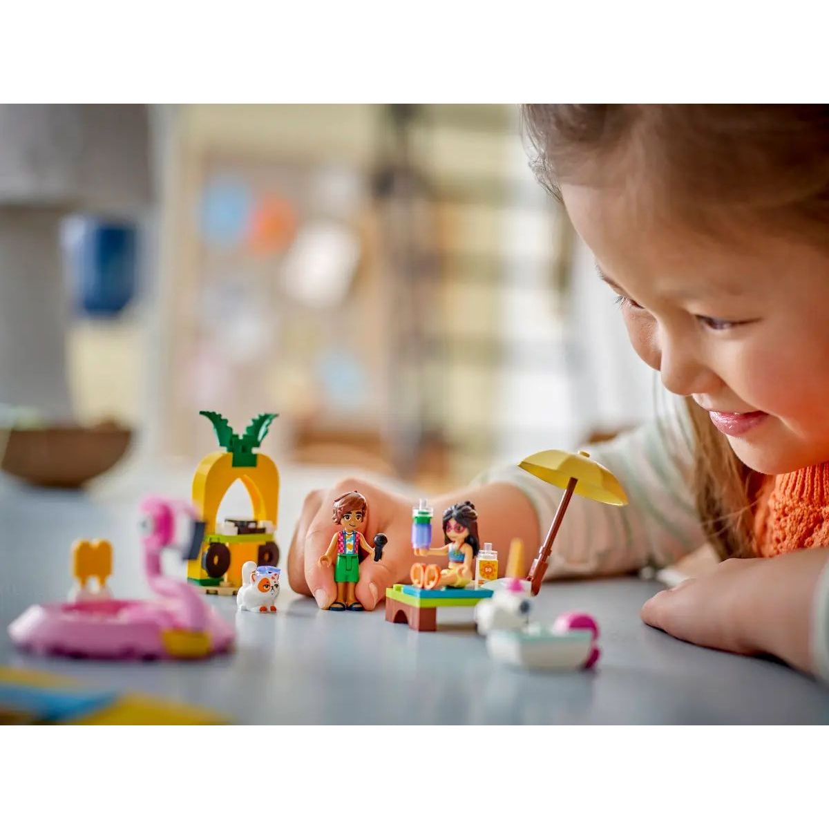 Конструктор LEGO Friends Вечеринка у бассейна - фото 8
