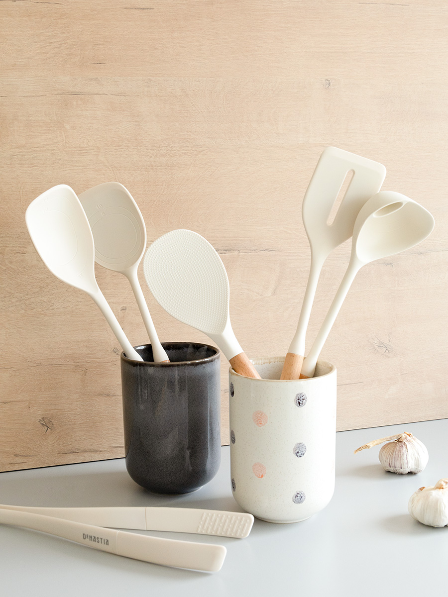 Половник DeNASTIA Силвуд 33x8x6.5 см силикон бук молочный A000346 - фото 9