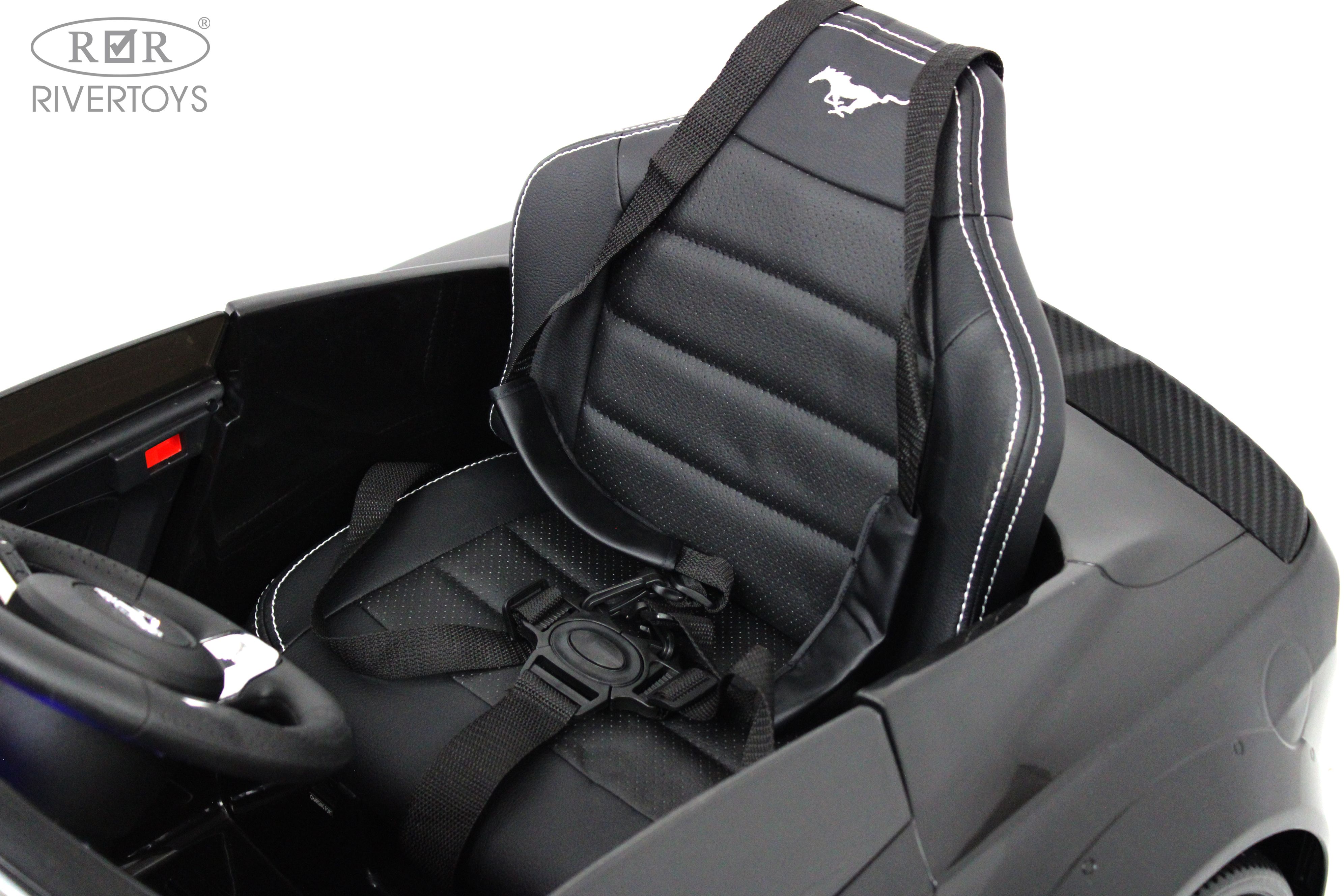 Электромобиль RIVERTOYS A222MP-BLACK С пультом ДУ - фото 19