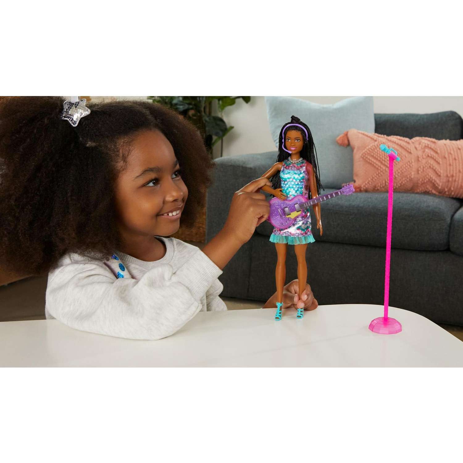 Кукла модельная Barbie GYJ24 - фото 10